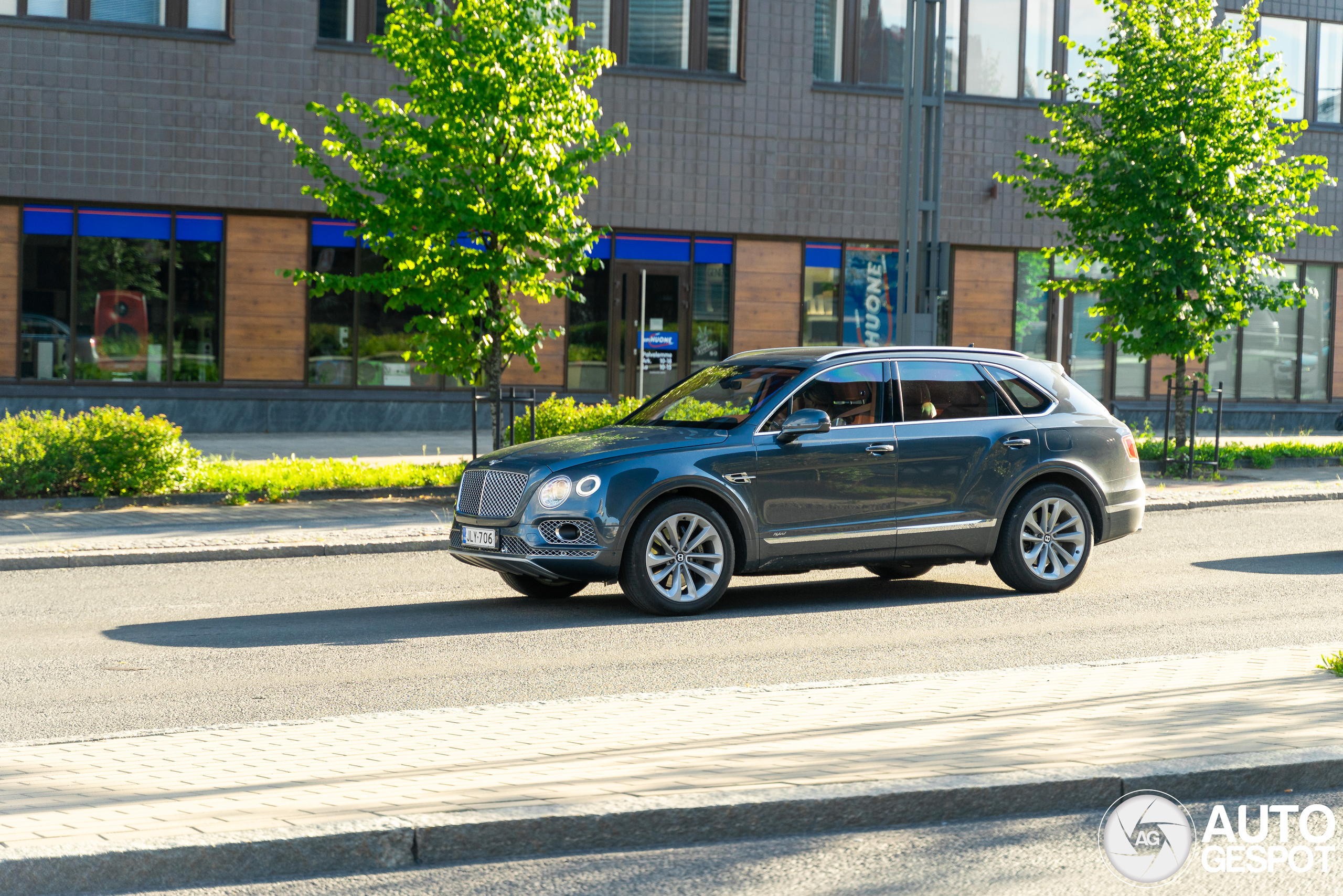 Bentley Bentayga Hybrid