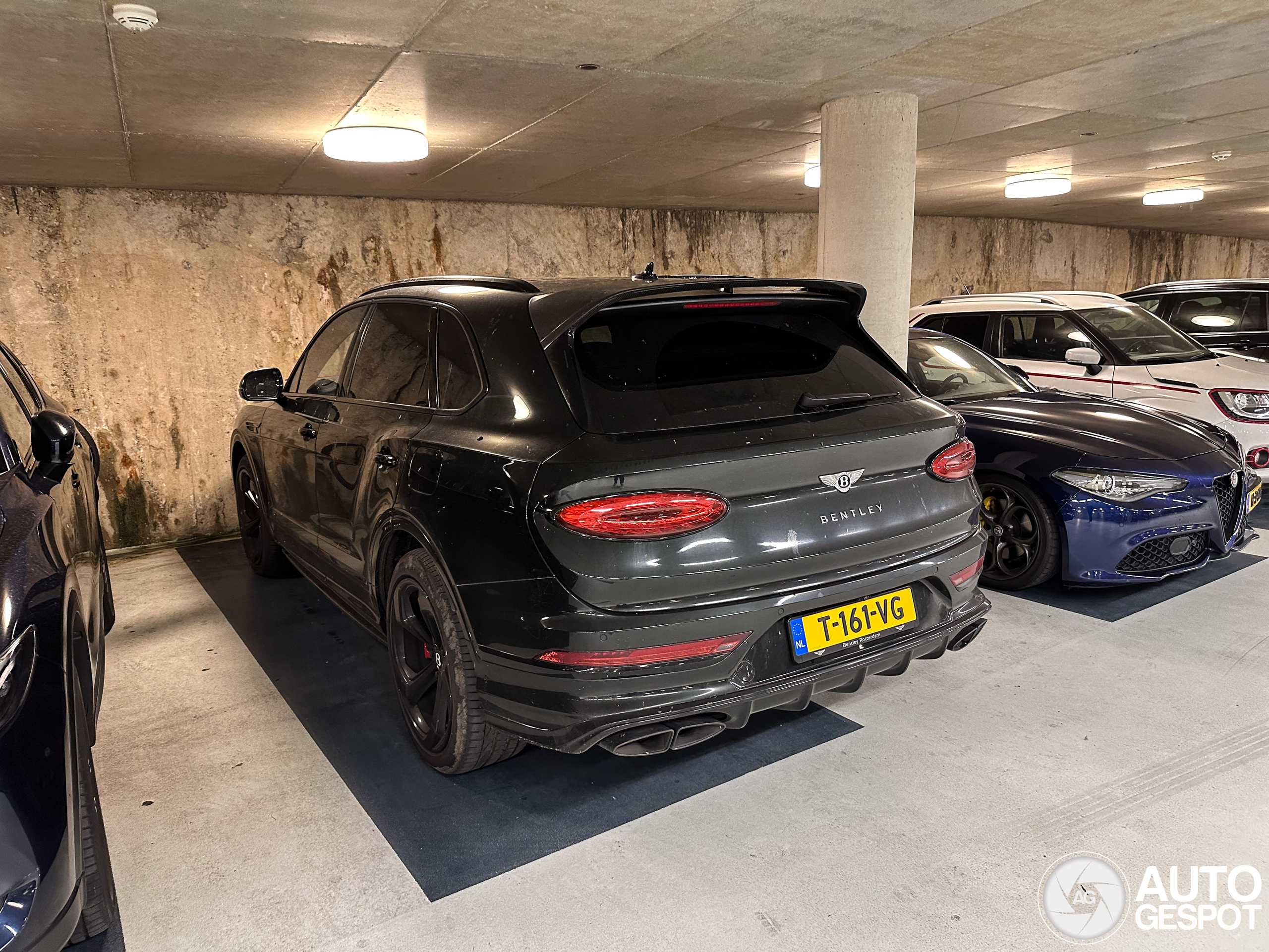 Bentley Bentayga Hybrid S