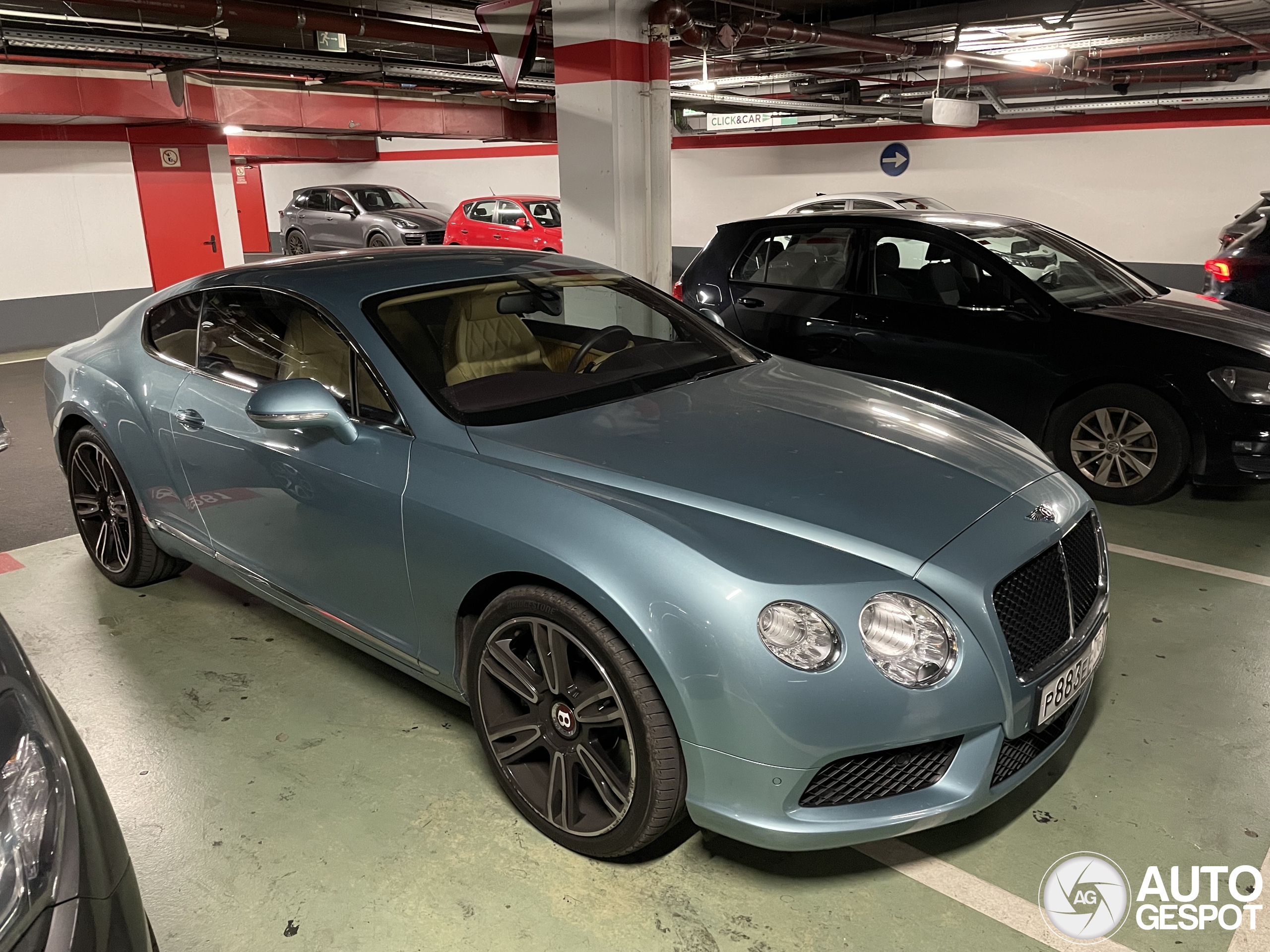 Bentley Continental GT V8