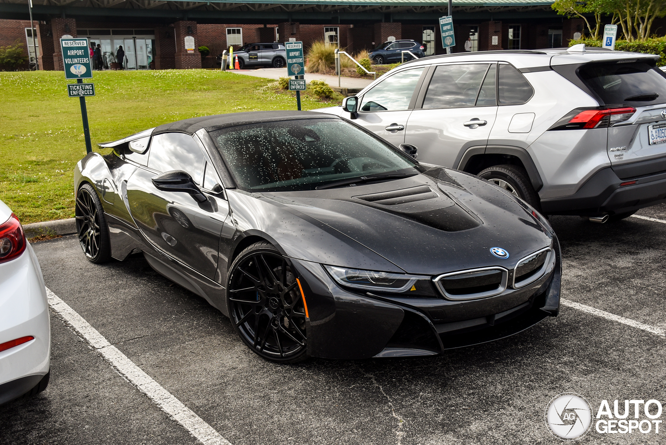 BMW i8 Roadster