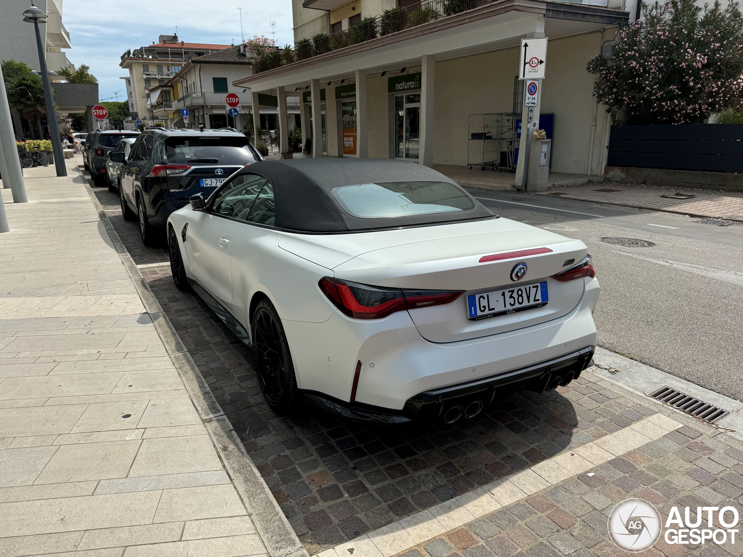 BMW M4 G83 Convertible Competition