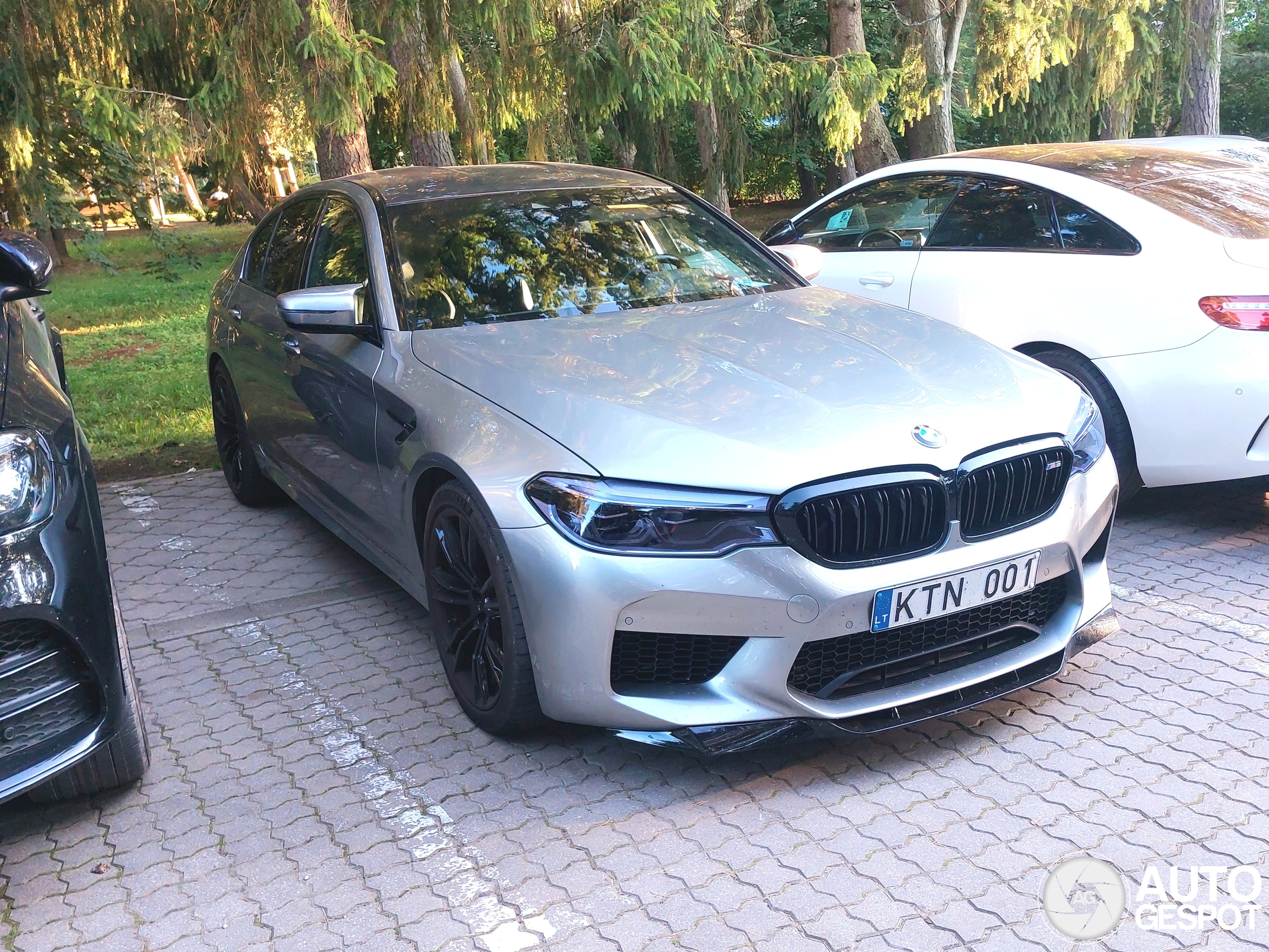 BMW M5 F90