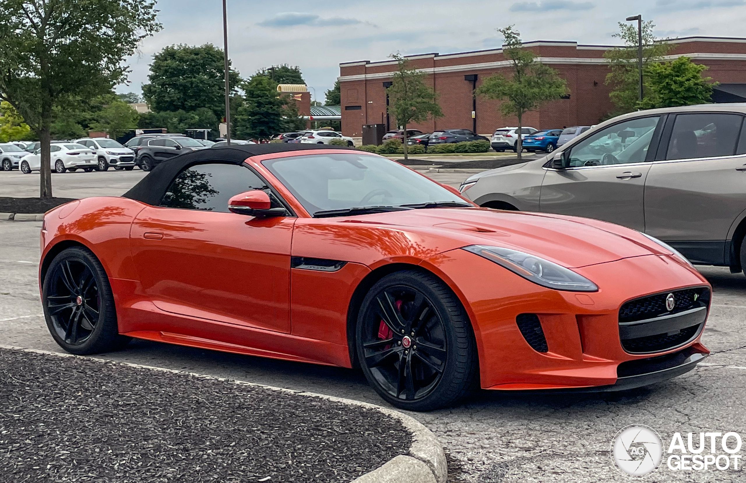 Jaguar F-TYPE R AWD Convertible