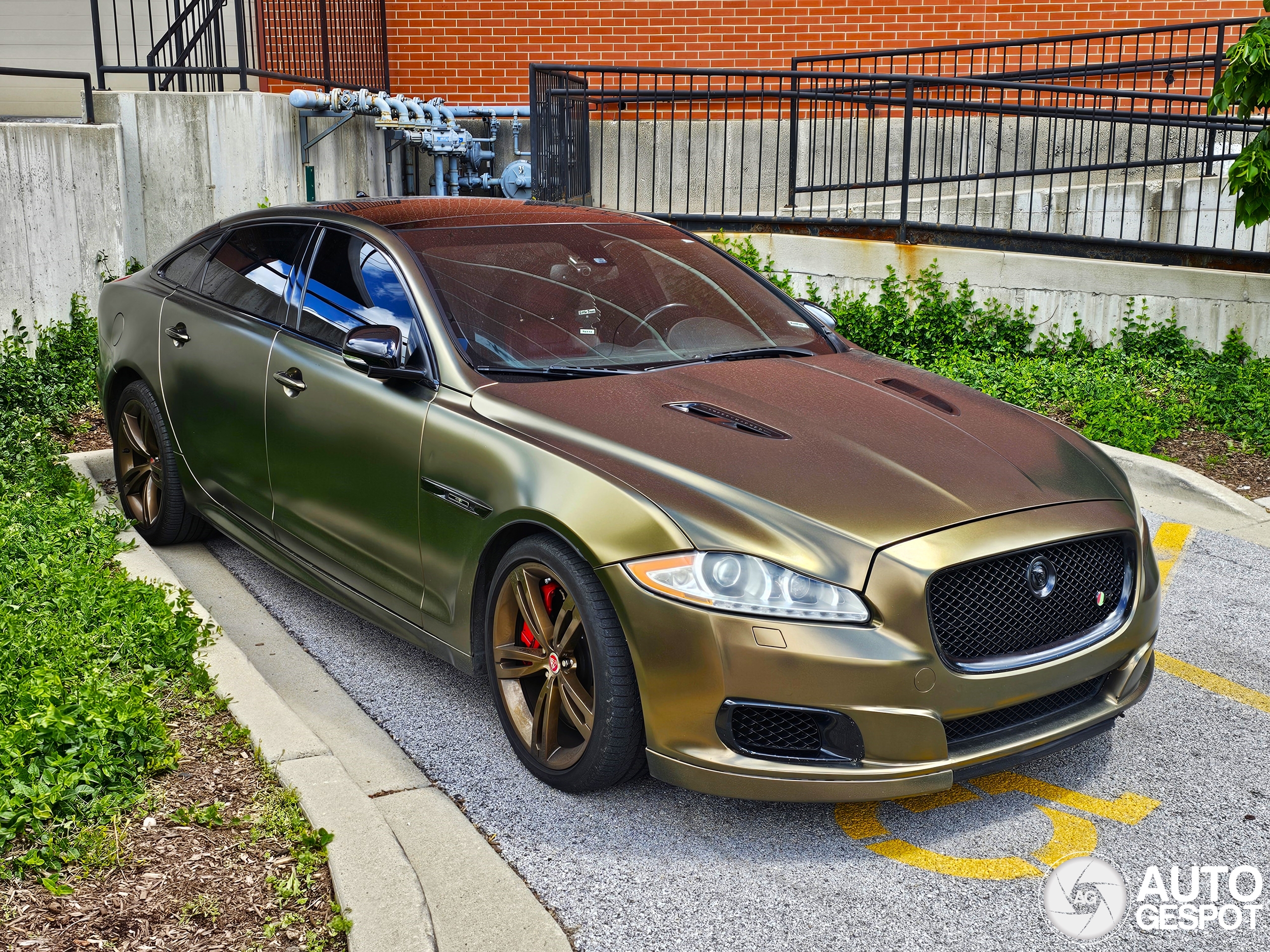 Jaguar XJR 2016