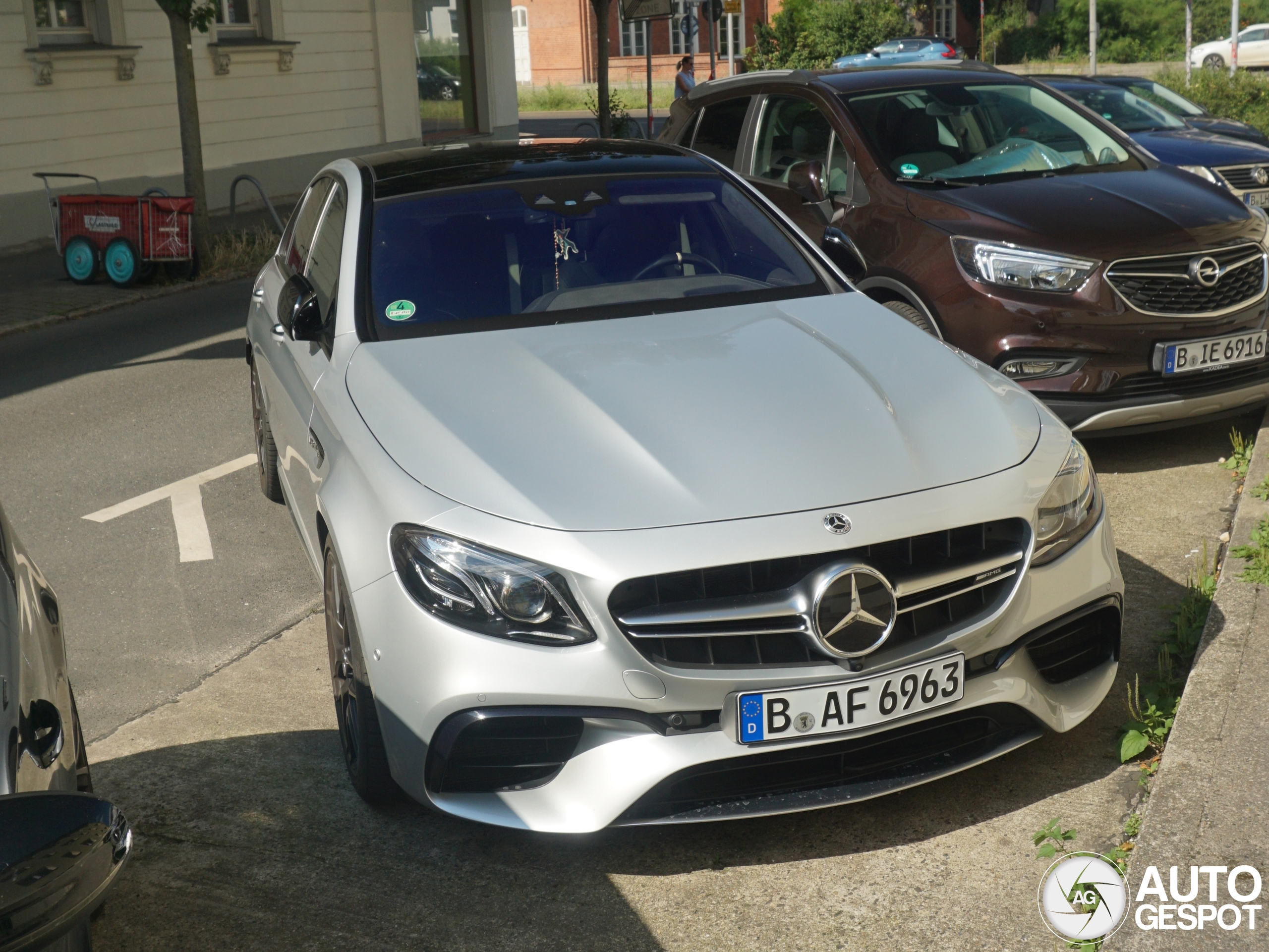 Mercedes-AMG E 63 S W213