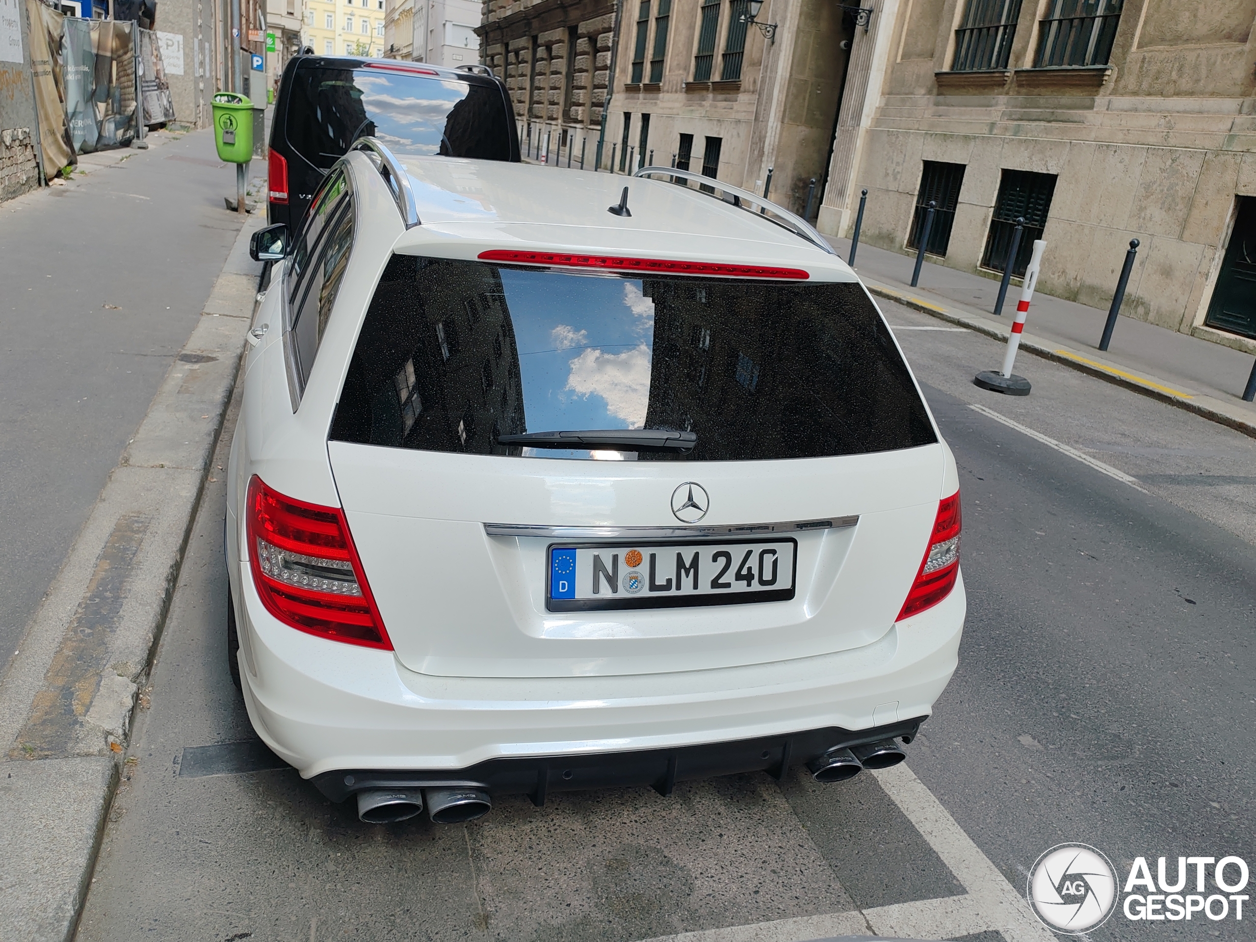 Mercedes-Benz C 63 AMG Estate 2012