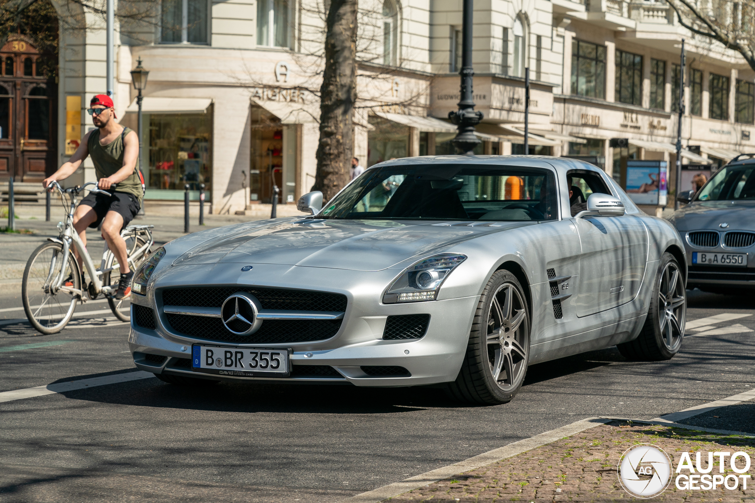 Mercedes-Benz SLS AMG