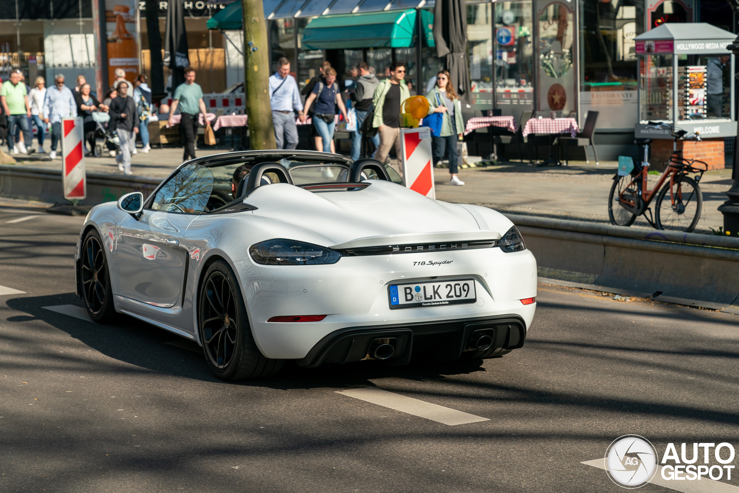 Porsche 718 Spyder