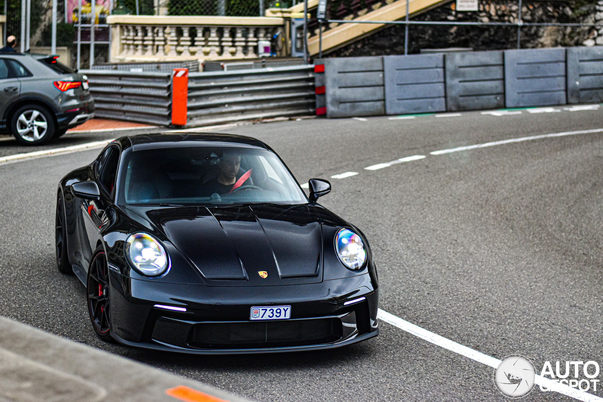 Porsche 992 GT3 Touring