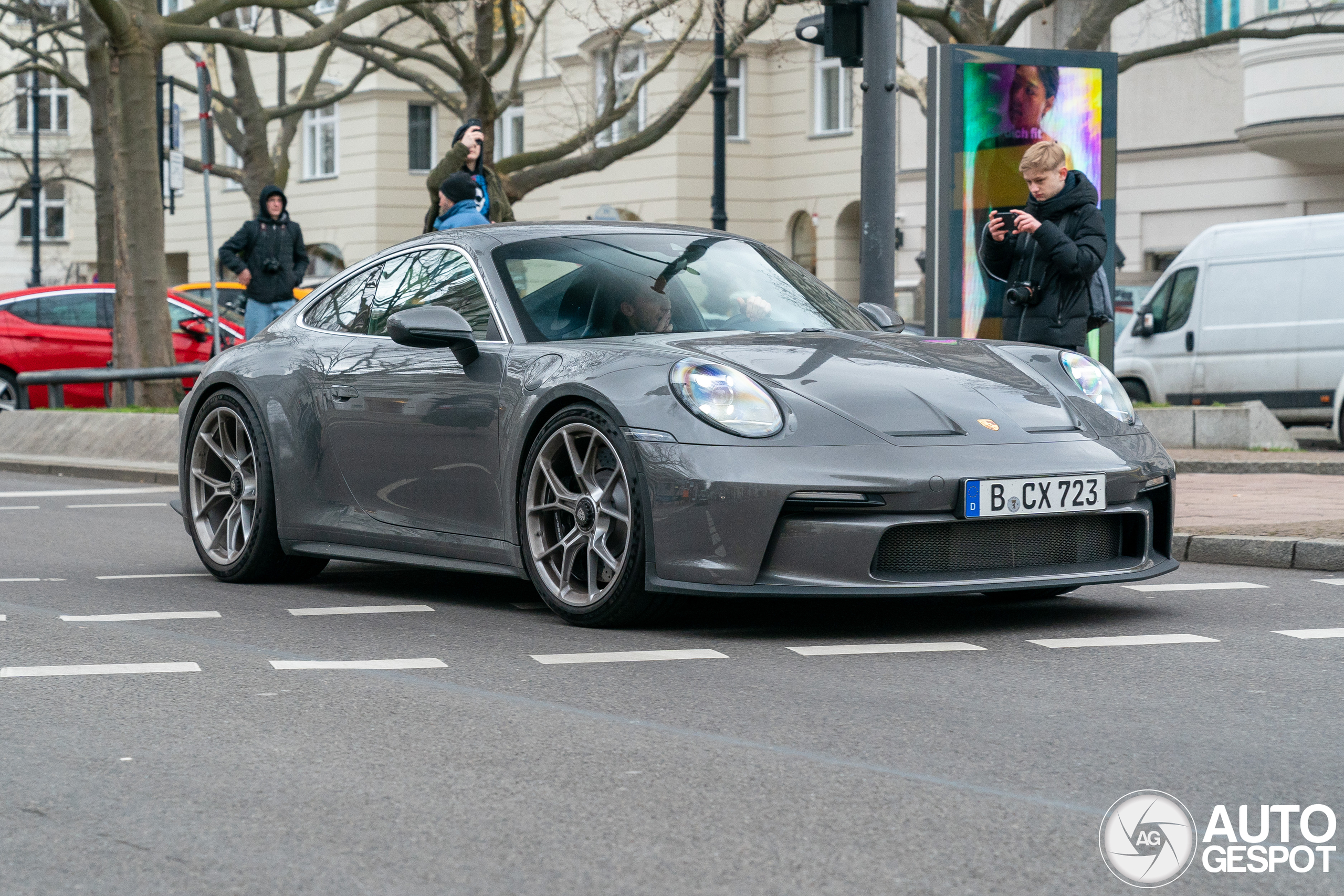 Porsche 992 GT3 Touring