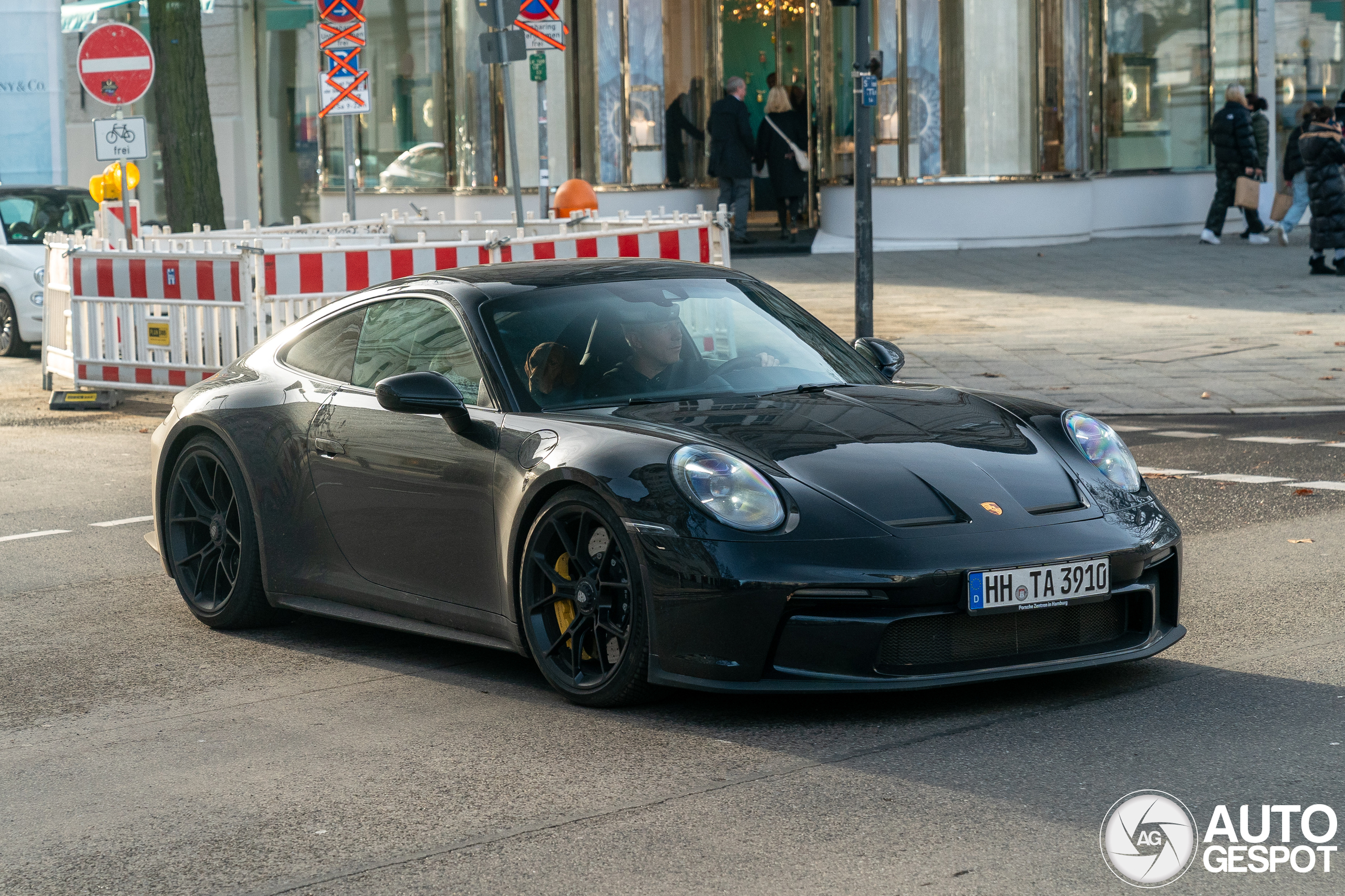 Porsche 992 GT3 Touring