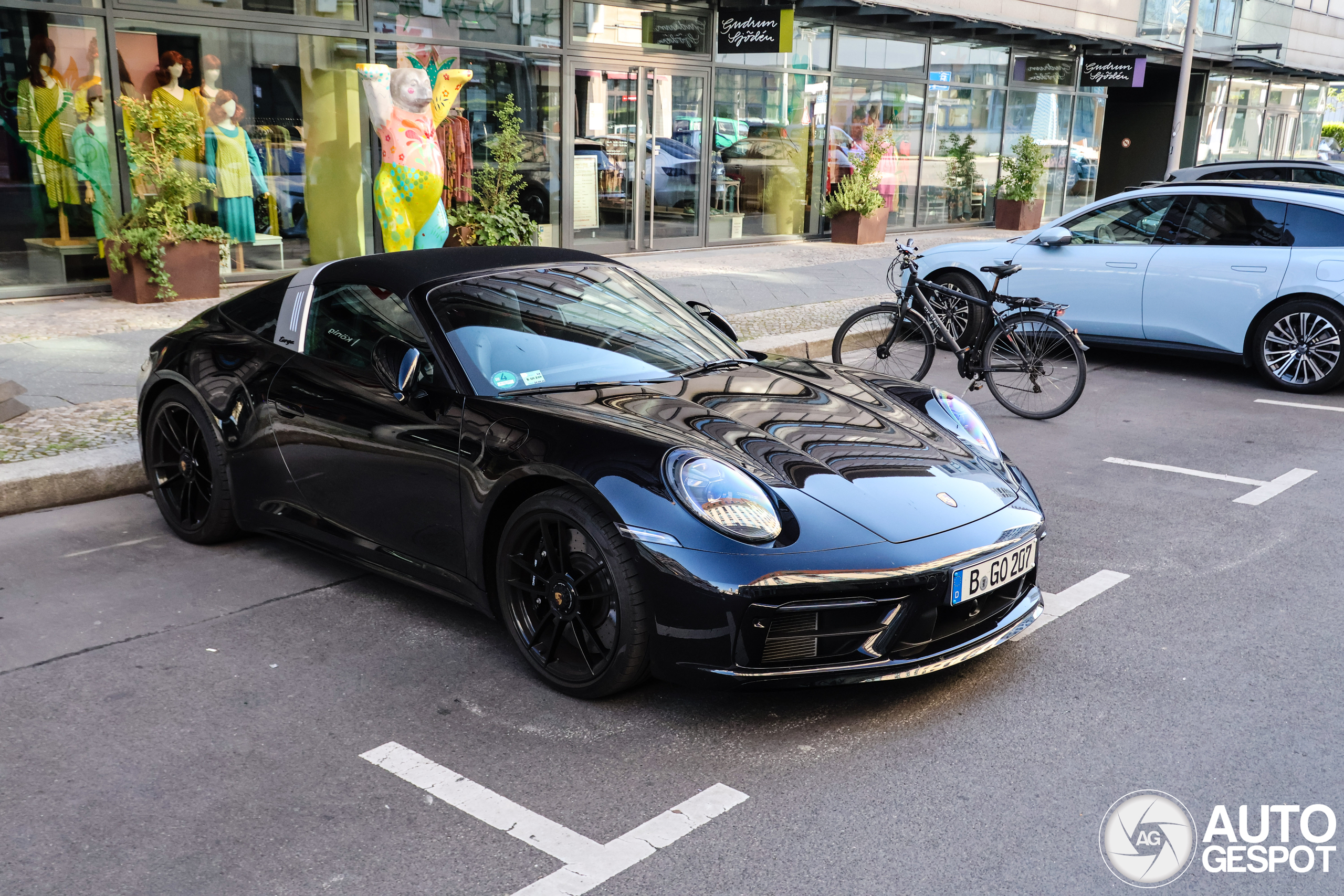 Porsche 992 Targa 4 GTS