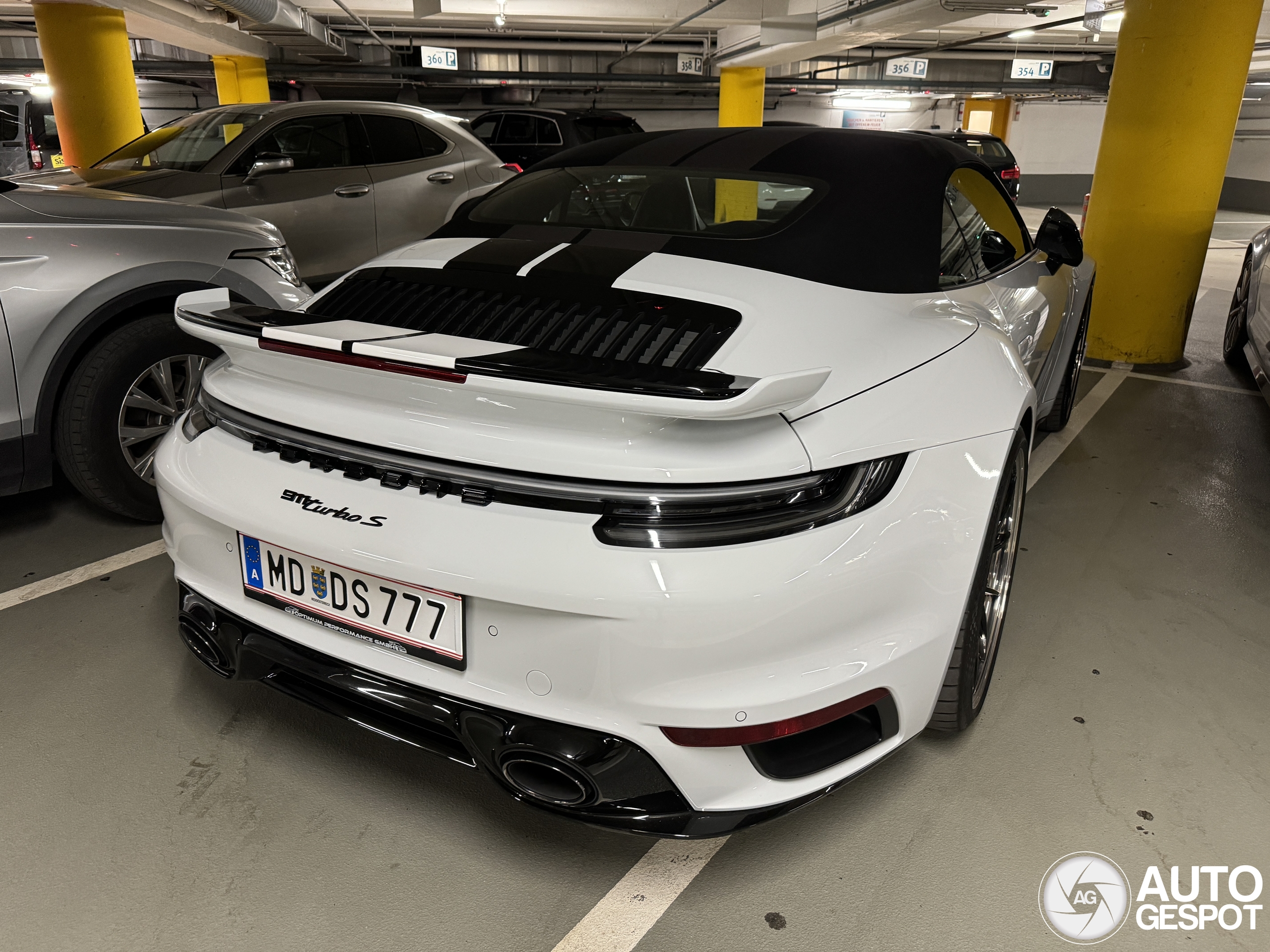 Porsche 992 Turbo S Cabriolet