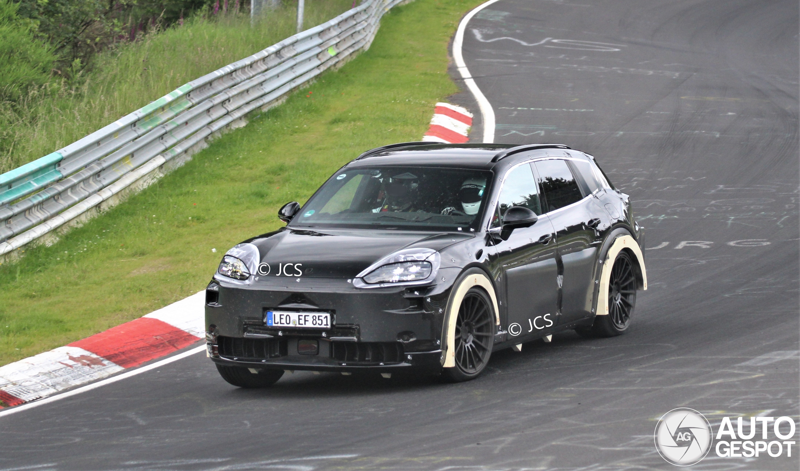 Porsche Cayenne EV