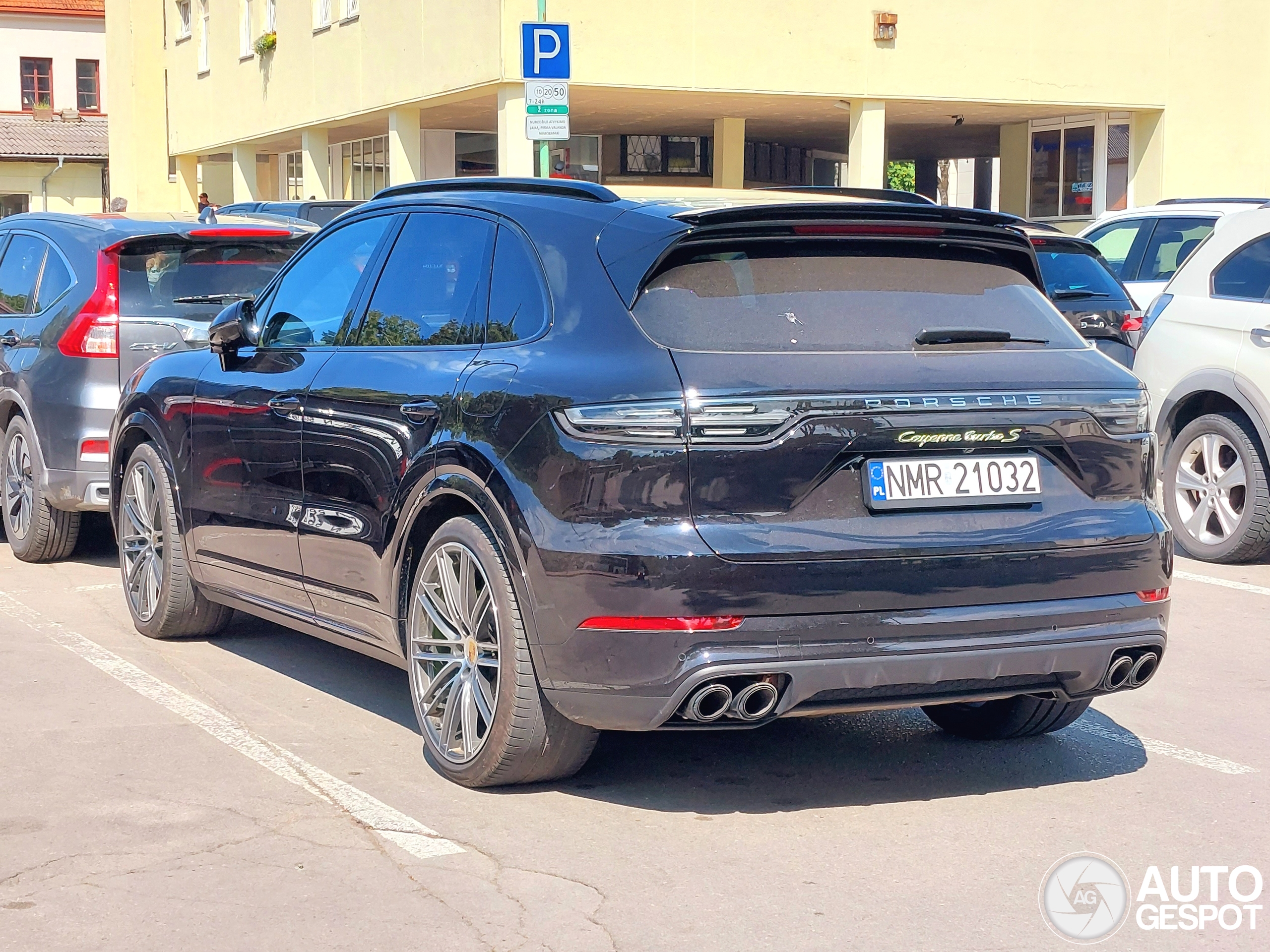 Porsche Cayenne Turbo S E-Hybrid