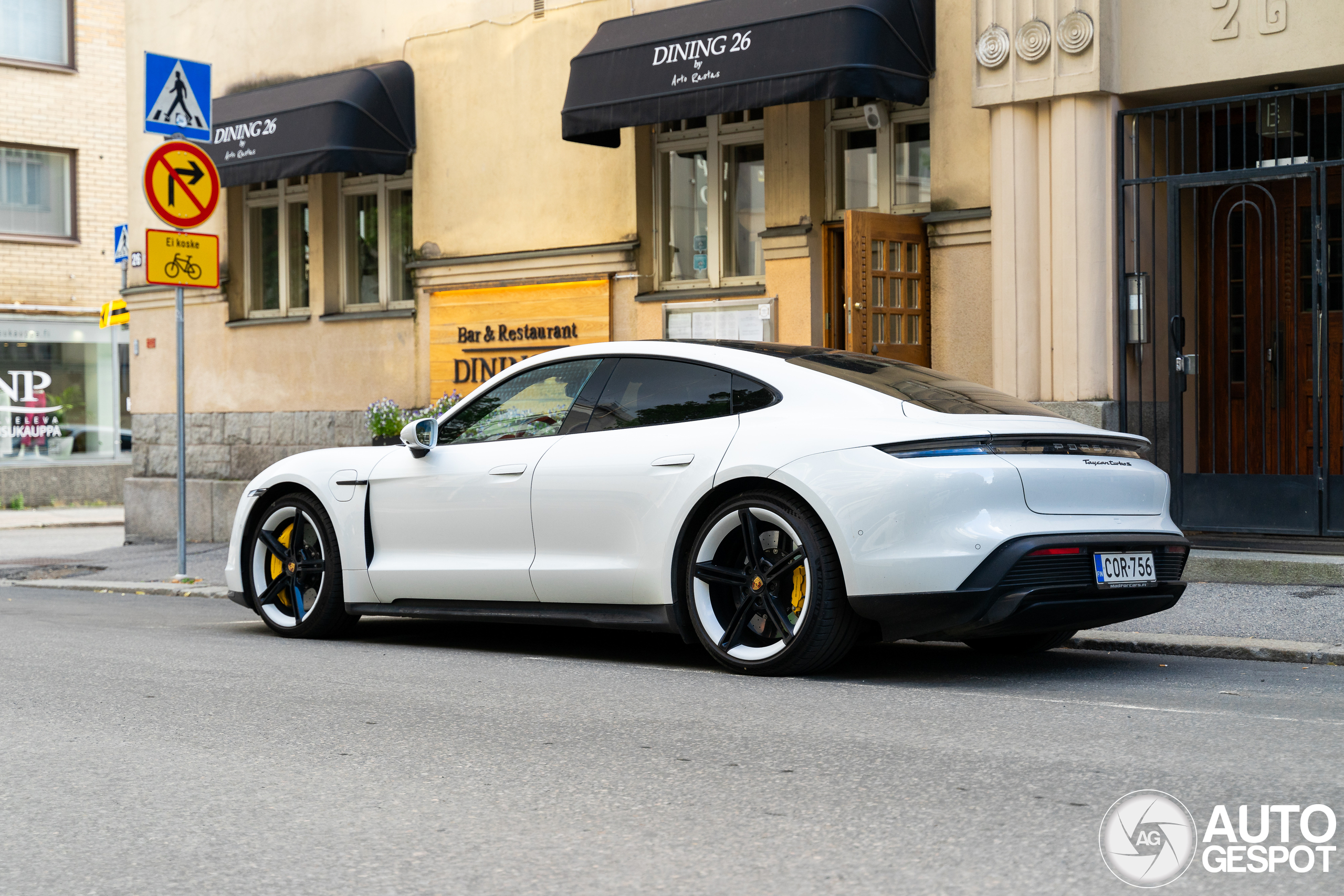 Porsche Taycan Turbo S