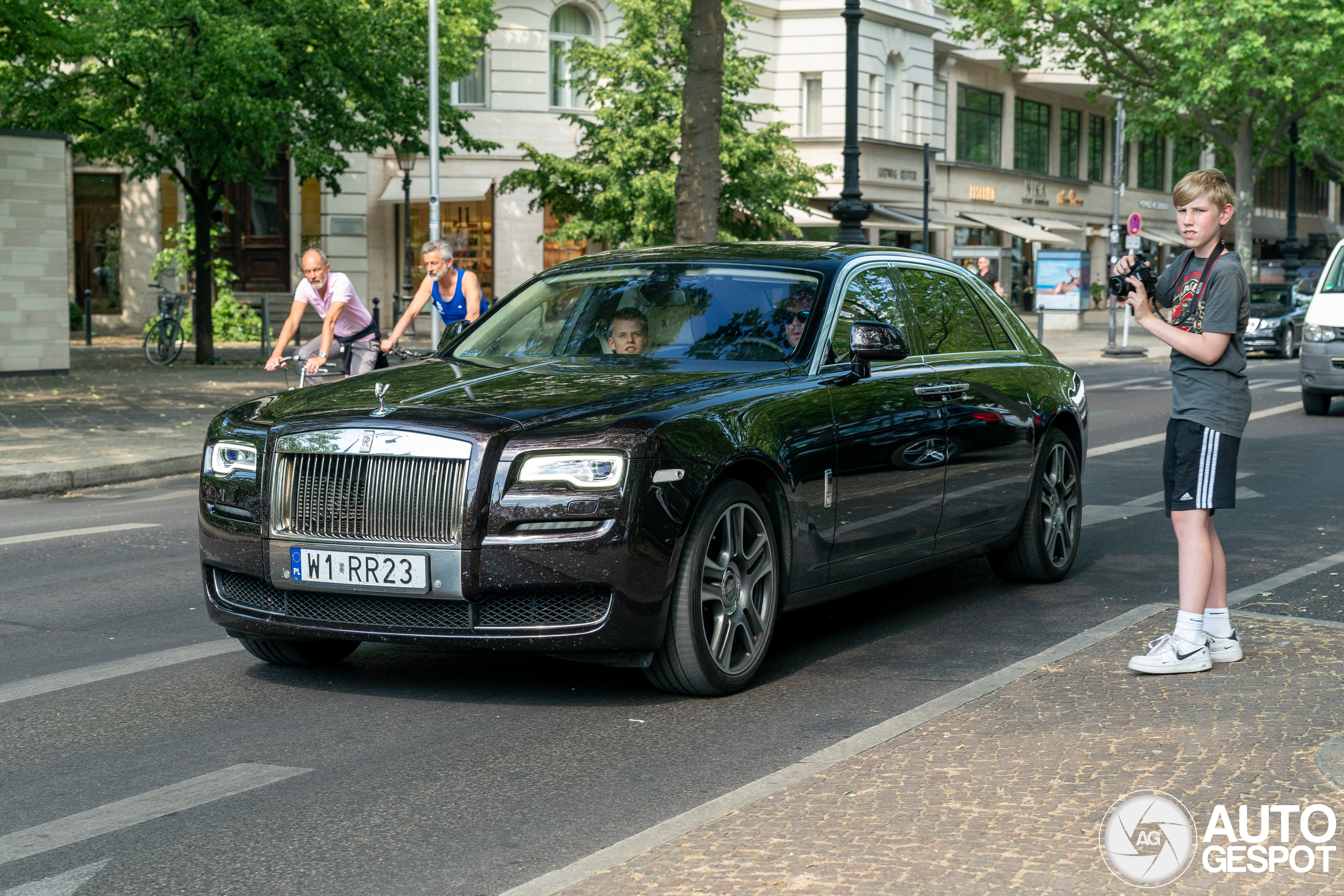 Rolls-Royce Ghost EWB Series II - 21 July 2024 - Autogespot