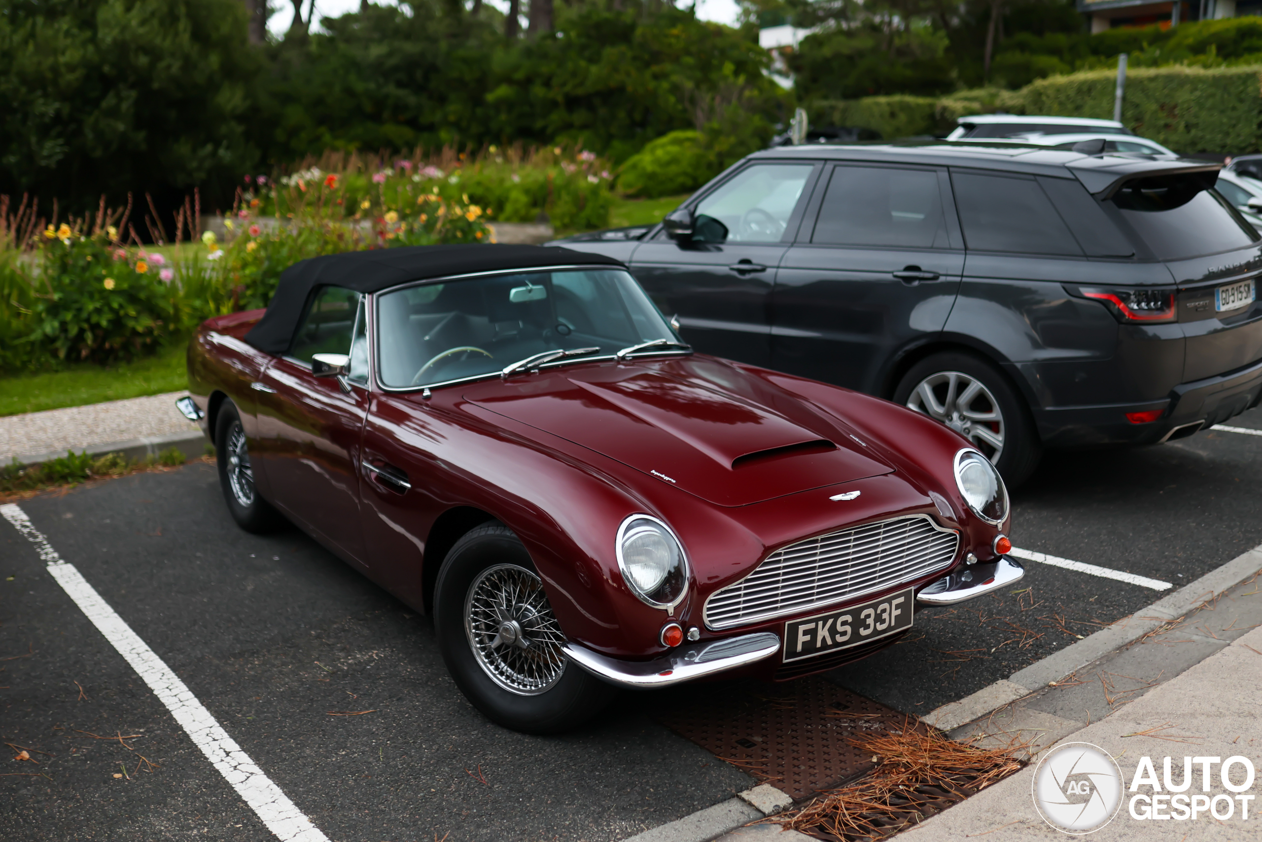 Aston Martin DB6 Vantage Volante