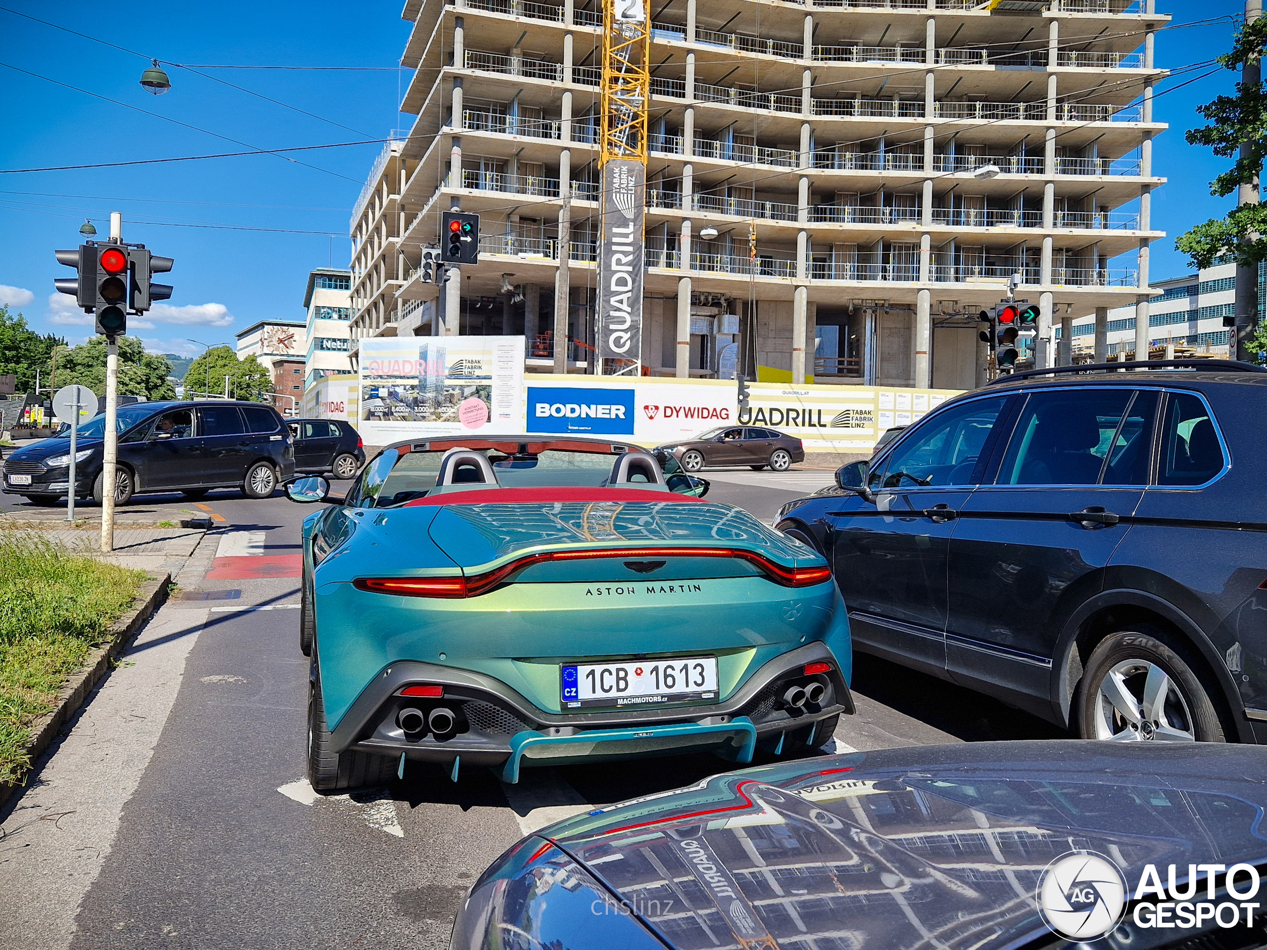 Aston Martin V8 Vantage Roadster 2020