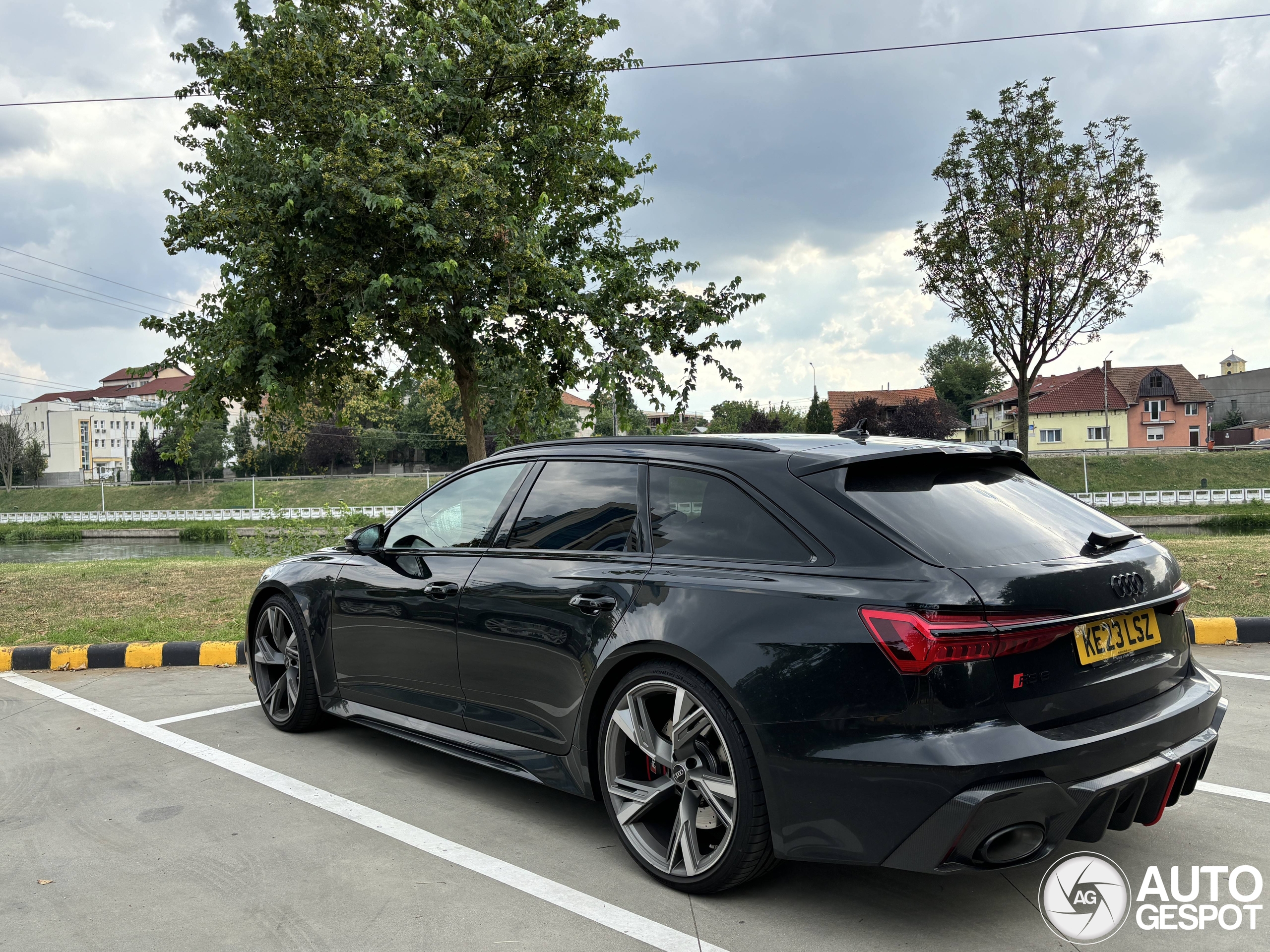 Audi RS6 Avant C8