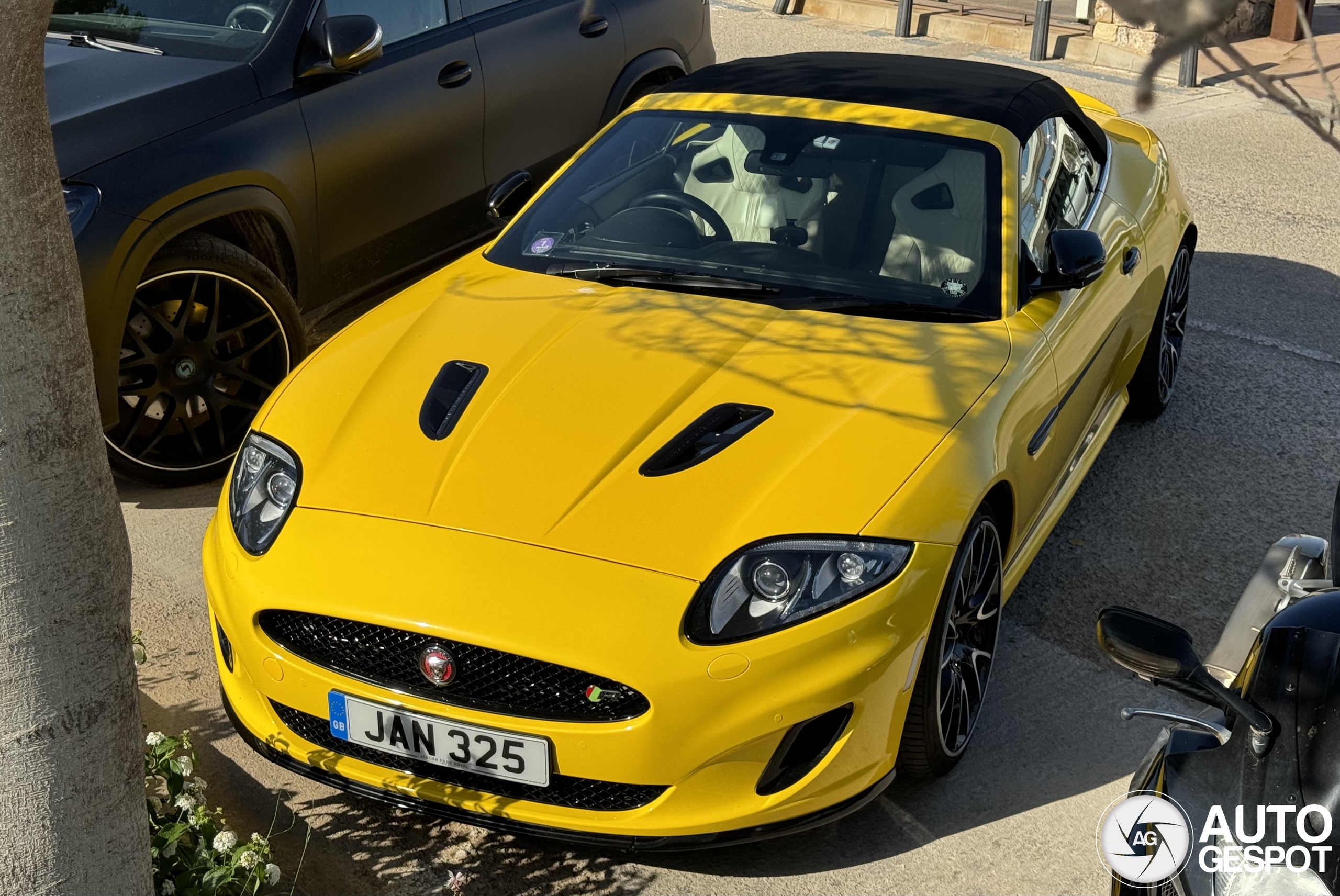 Jaguar XKR Convertible 2012