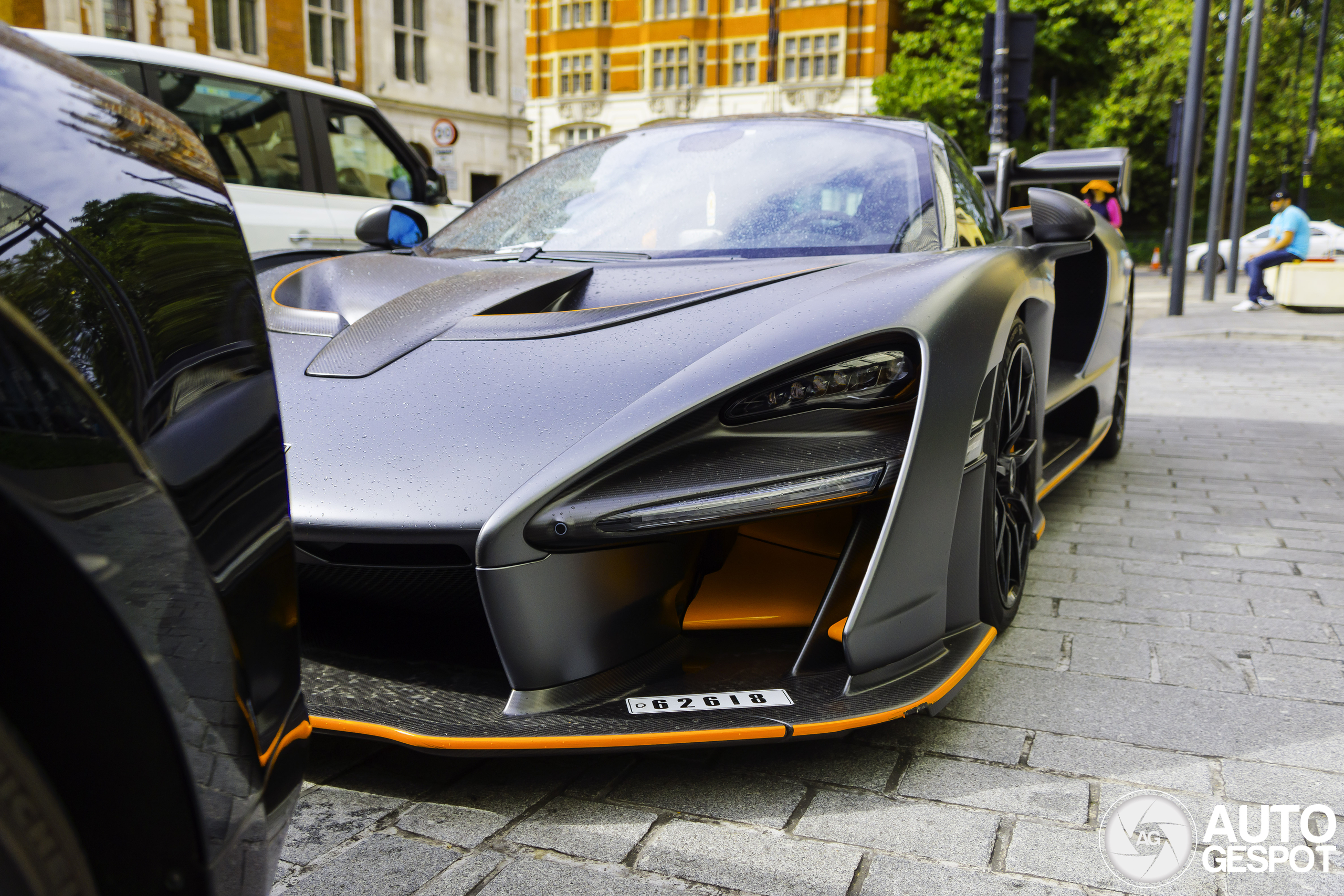 McLaren Senna