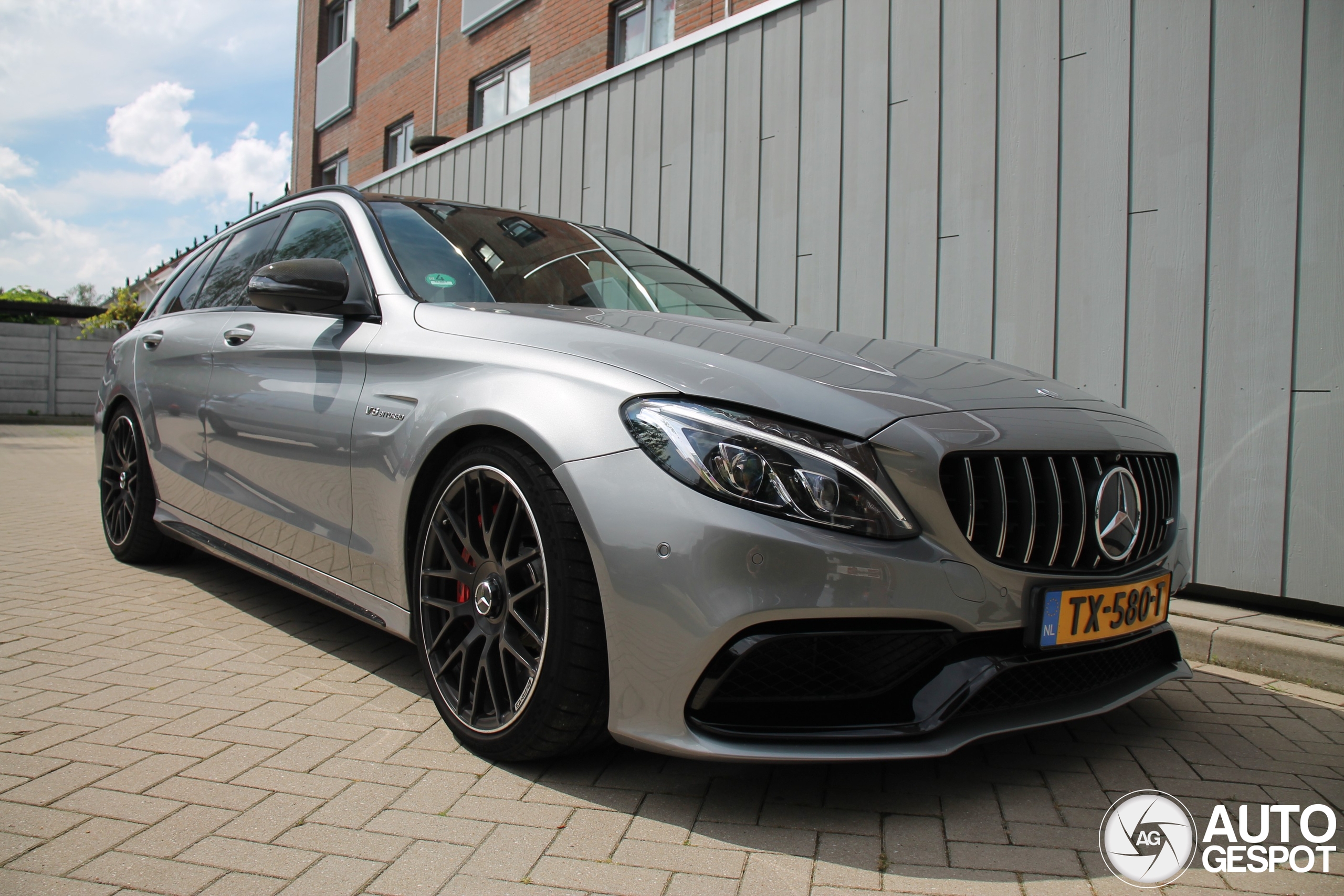 Mercedes-AMG C 63 S Estate S205