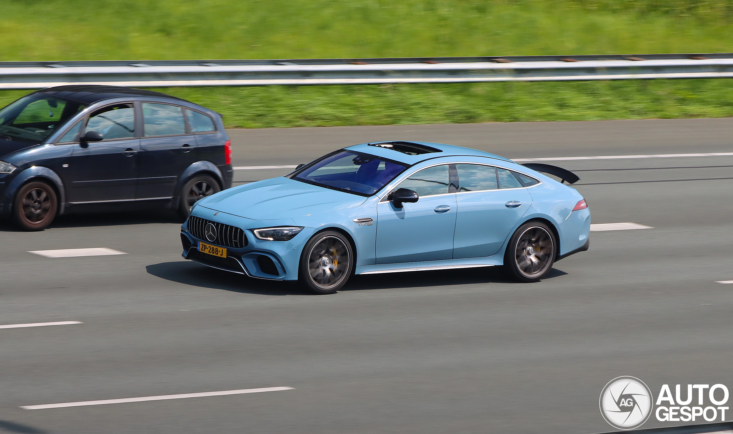 Mercedes-AMG GT 63 S X290