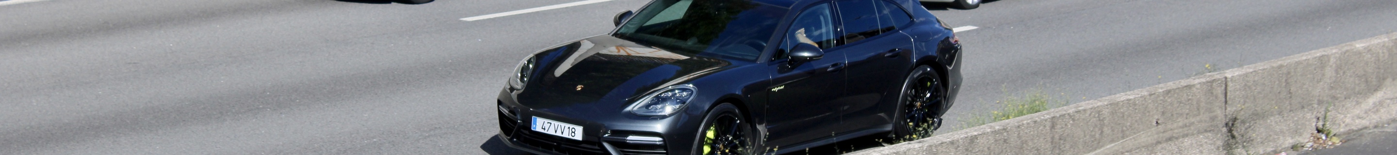 Porsche 971 Panamera Turbo S E-Hybrid Sport Turismo