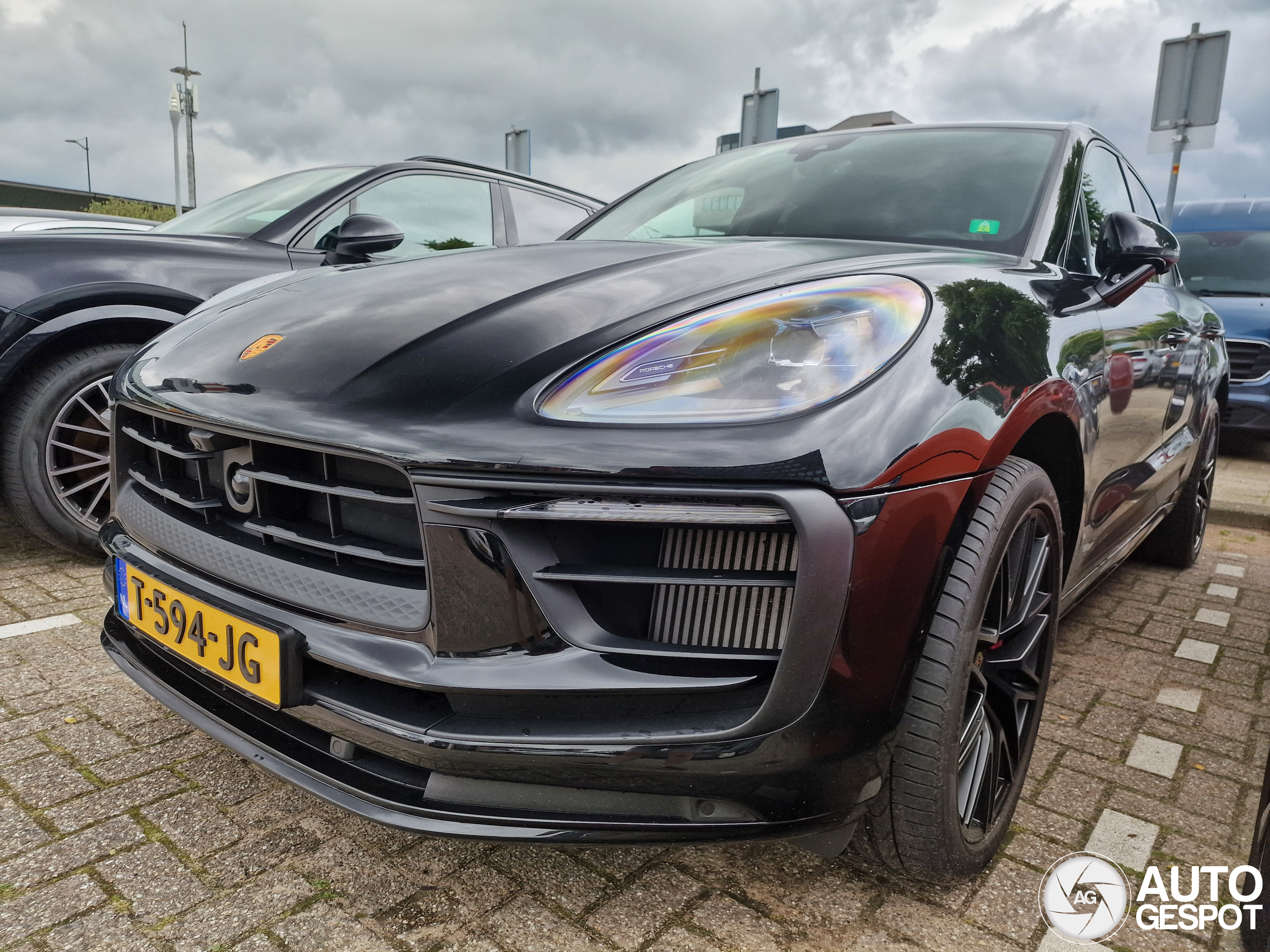 Porsche 95B Macan GTS MkIII