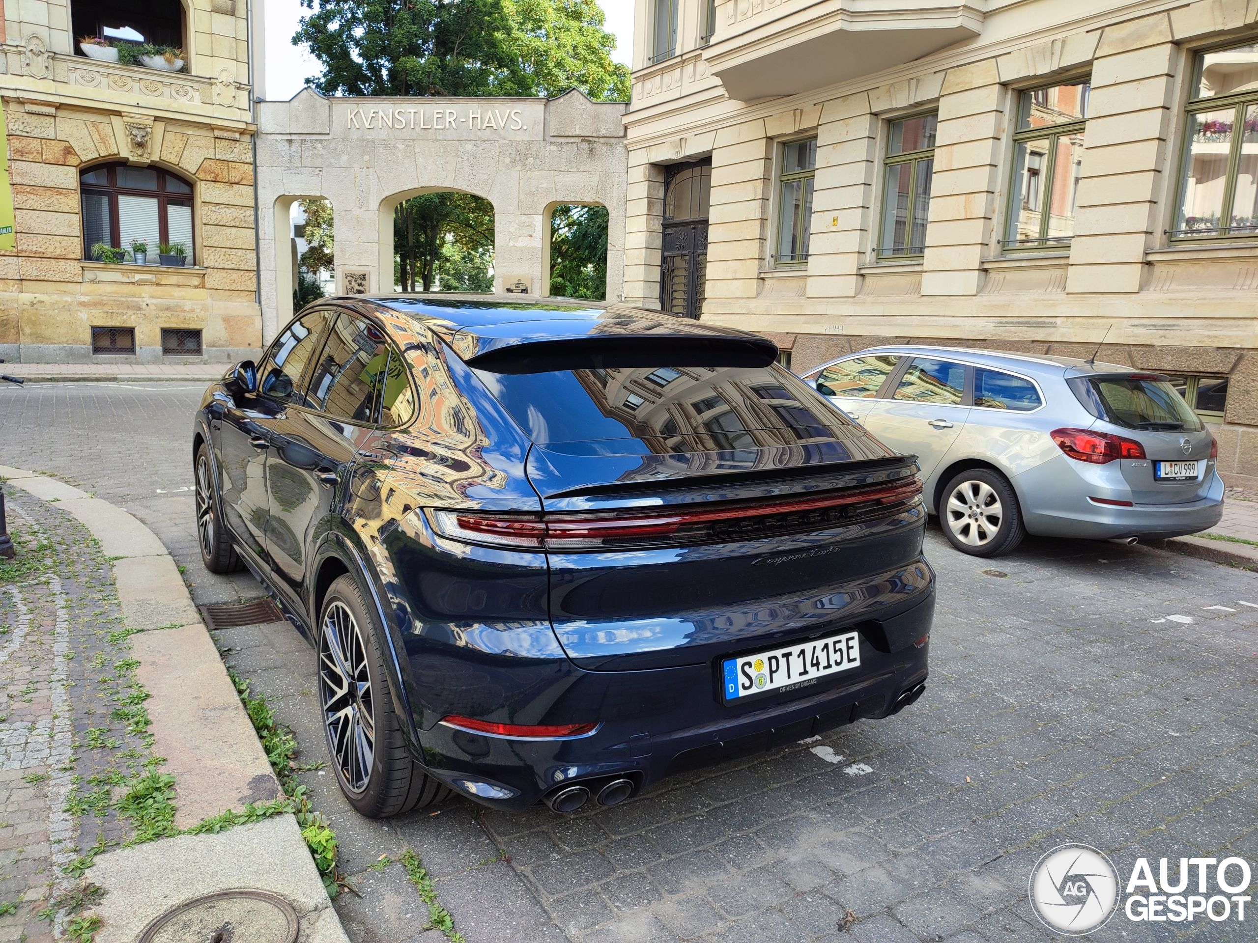 Porsche Cayenne Coupé Turbo E-Hybrid