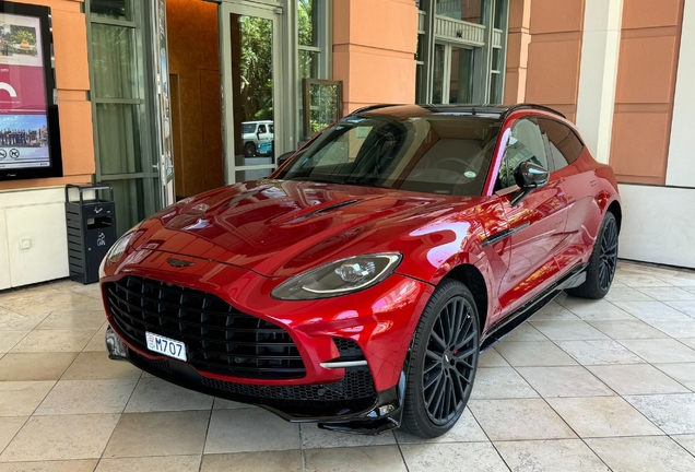 Aston Martin DBX707