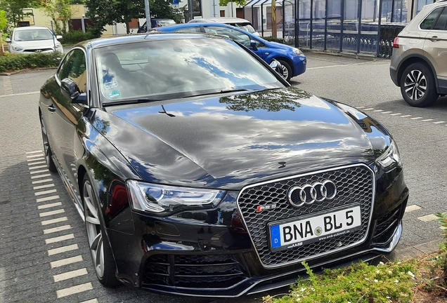 Audi RS5 B8 2012