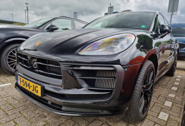 Porsche 95B Macan GTS MkIII