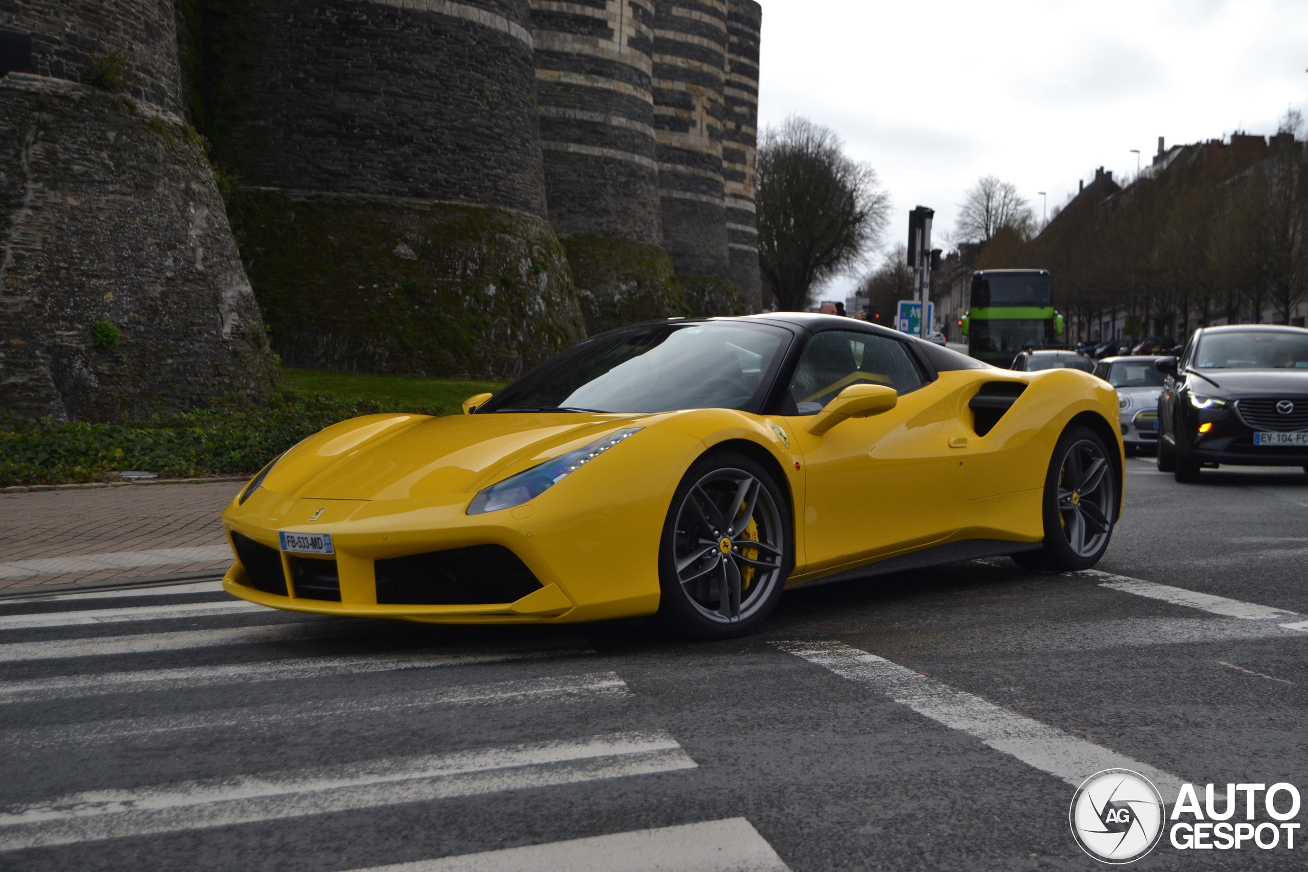 Ferrari 488 Spider