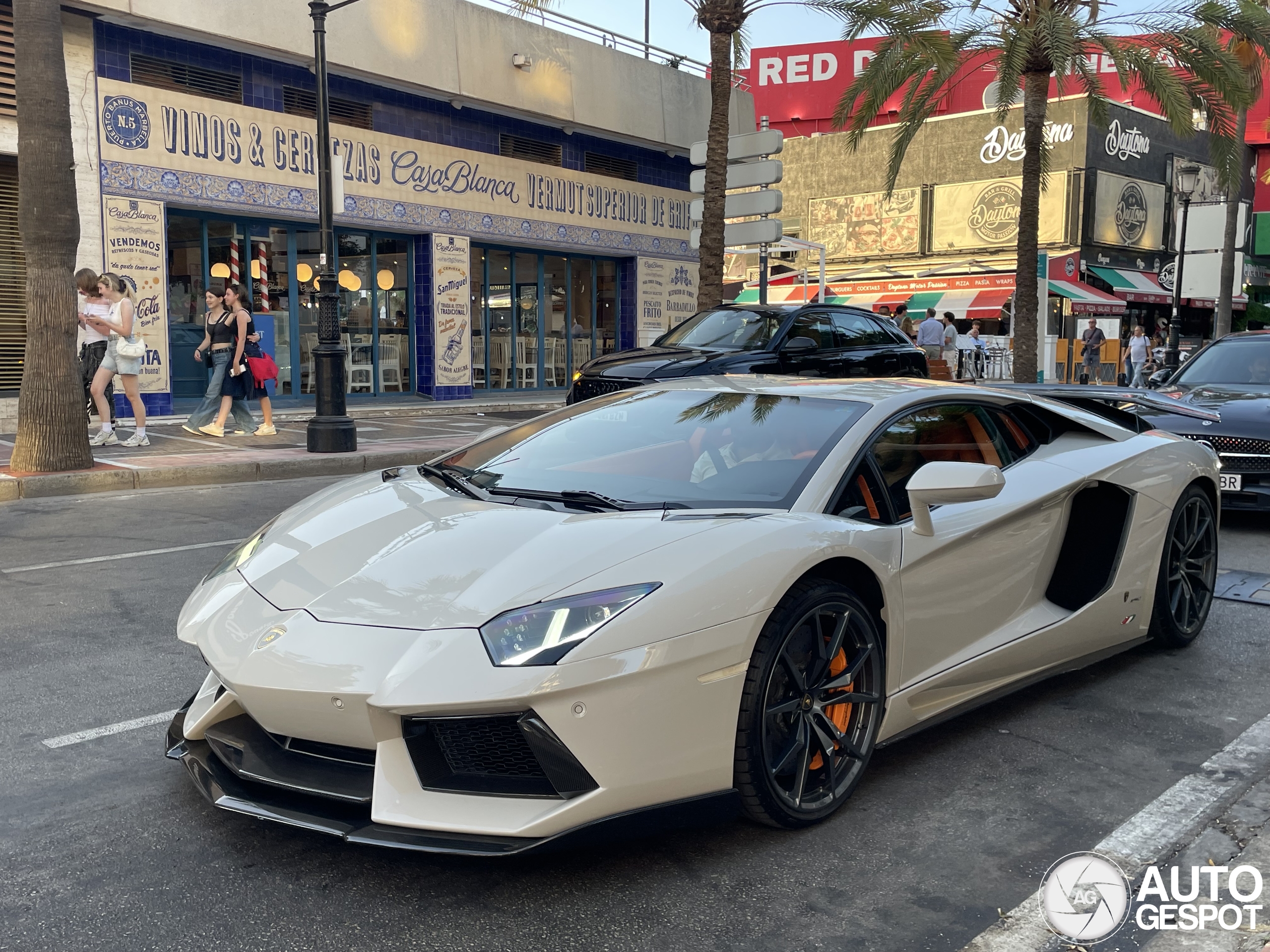 Lamborghini Aventador LP700-4