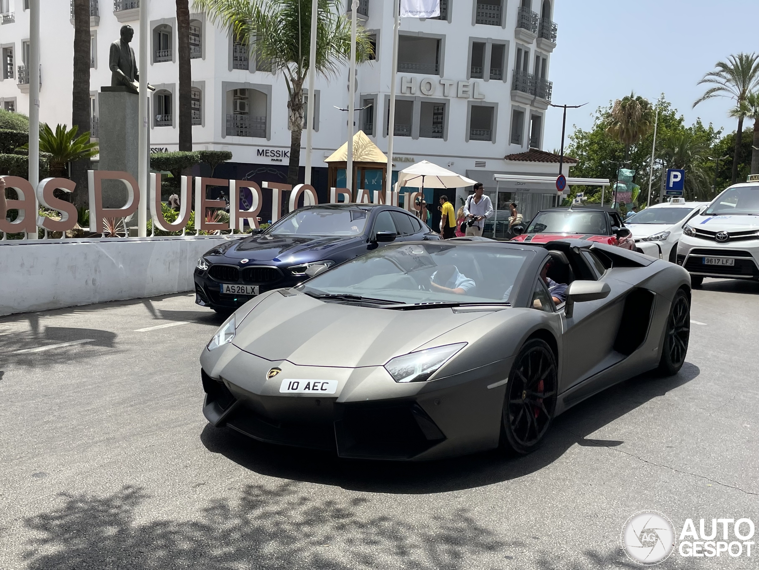 Lamborghini Aventador LP700-4 Roadster