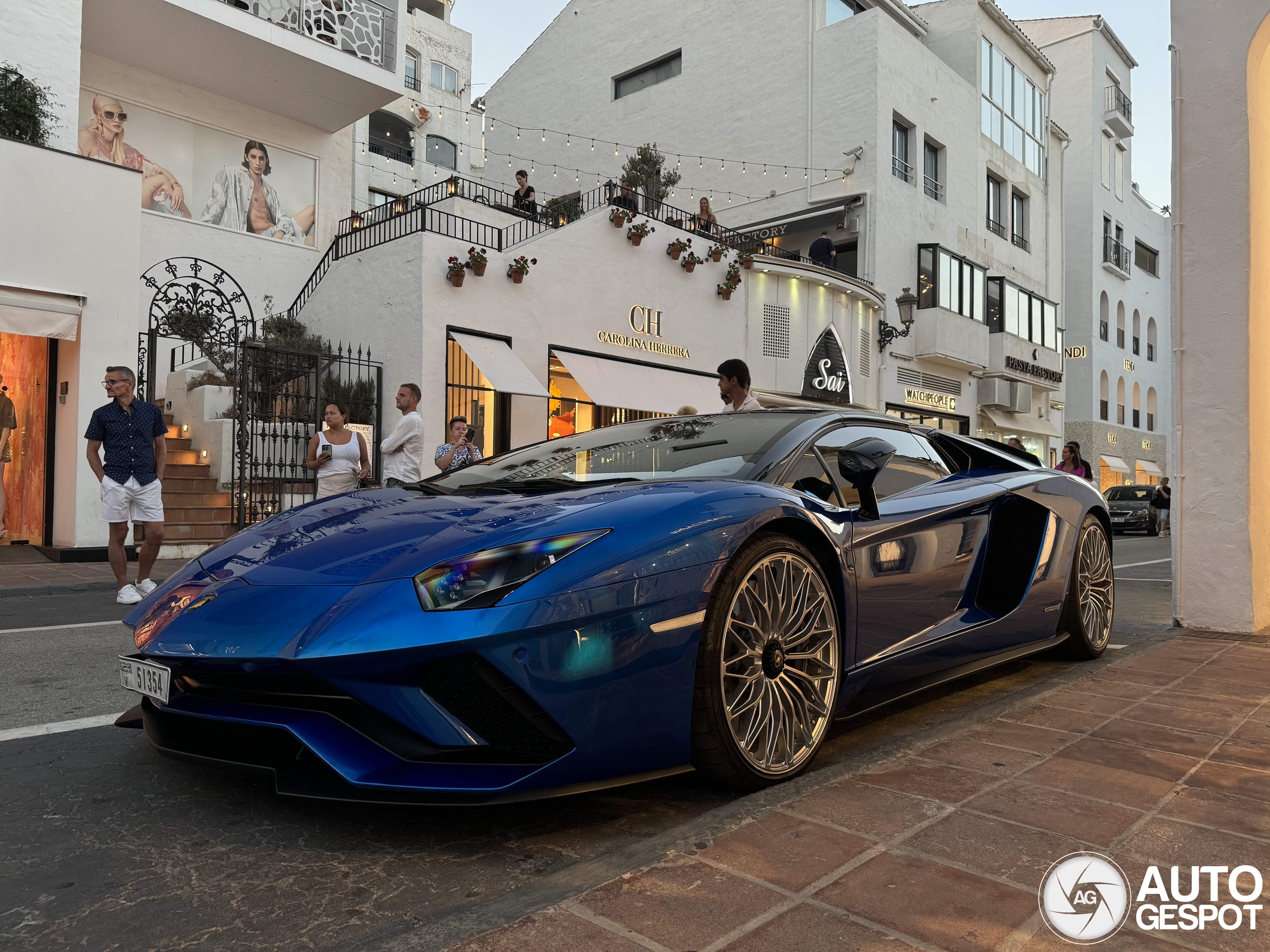 Lamborghini Aventador S LP740-4 Roadster