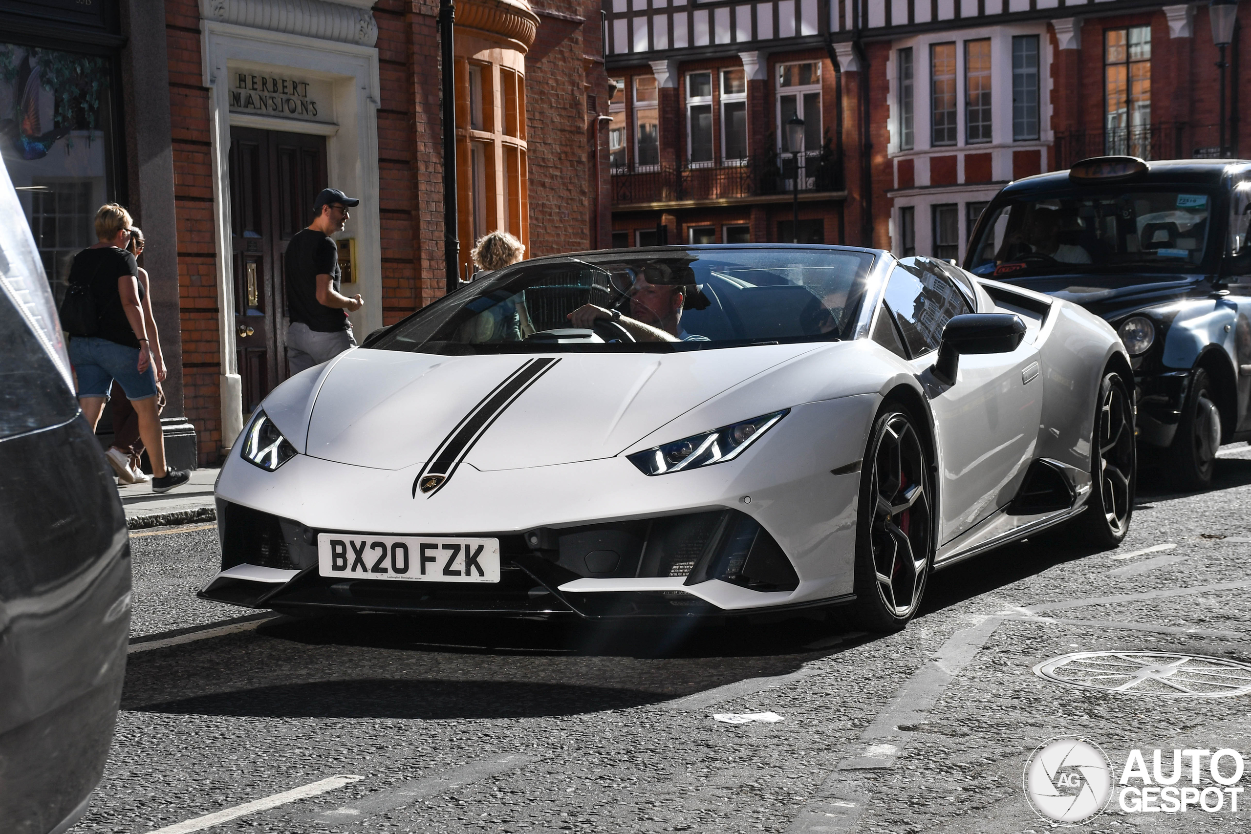 Lamborghini Huracán LP640-4 EVO Spyder