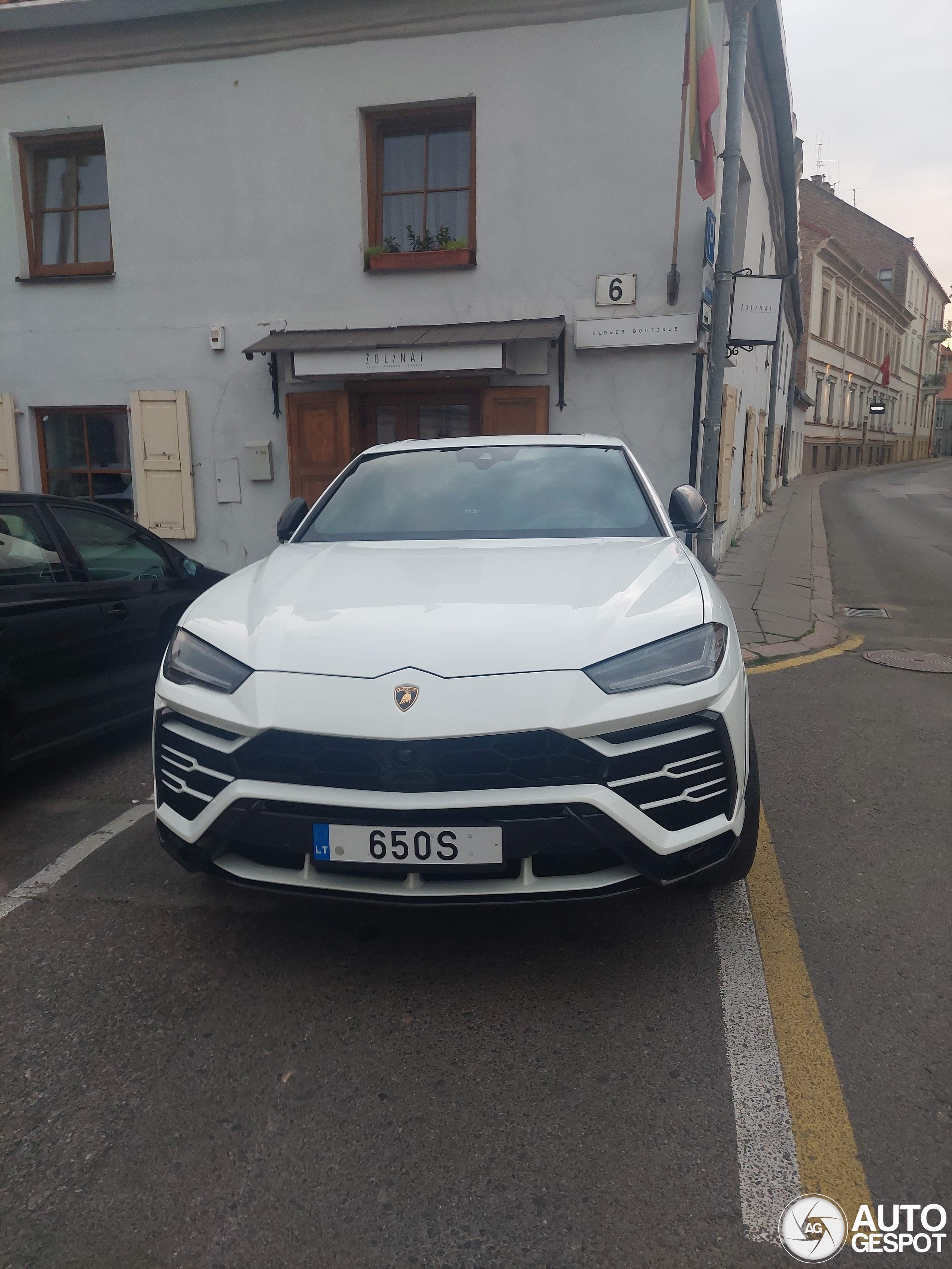 Lamborghini Urus