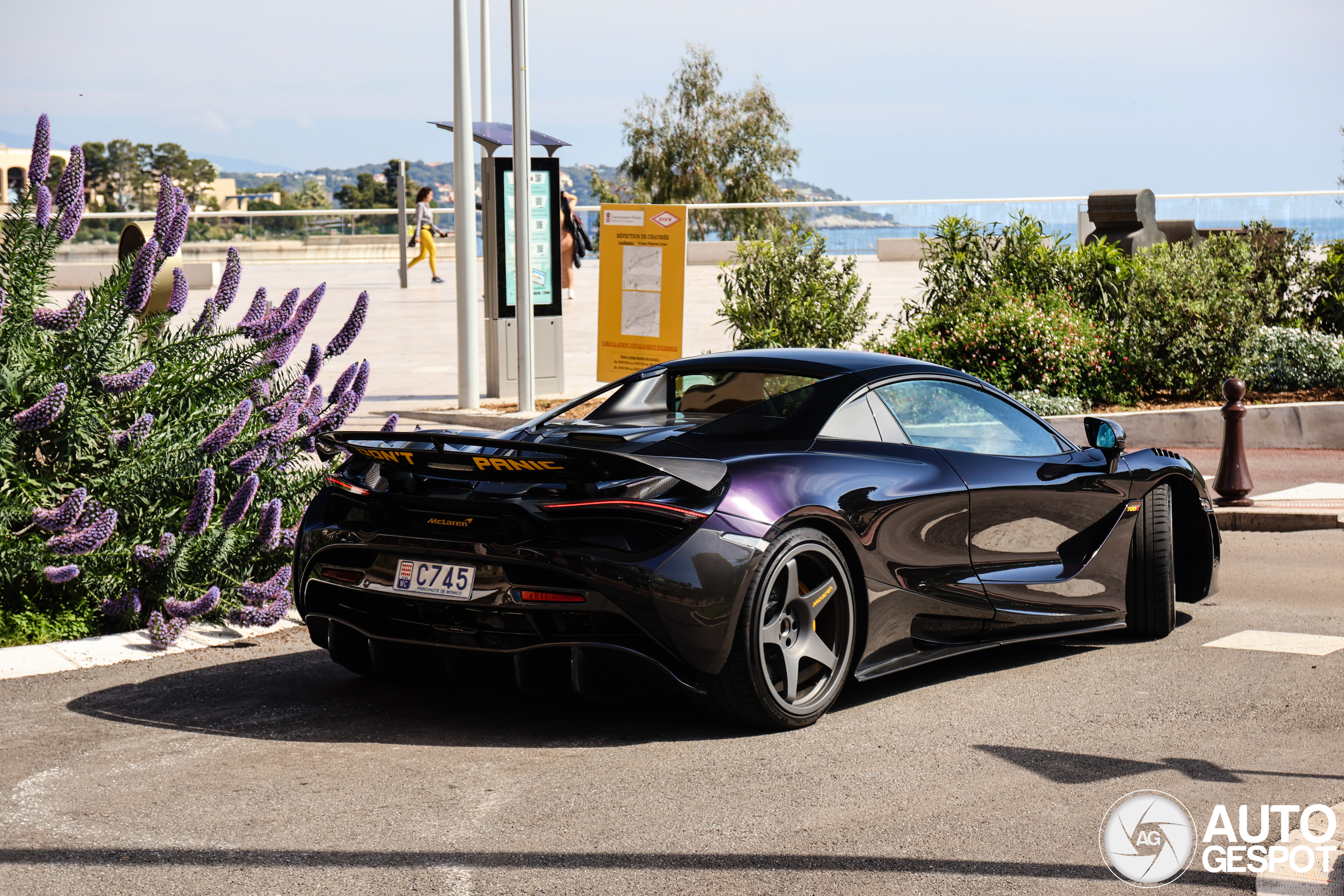 McLaren 720S Spider