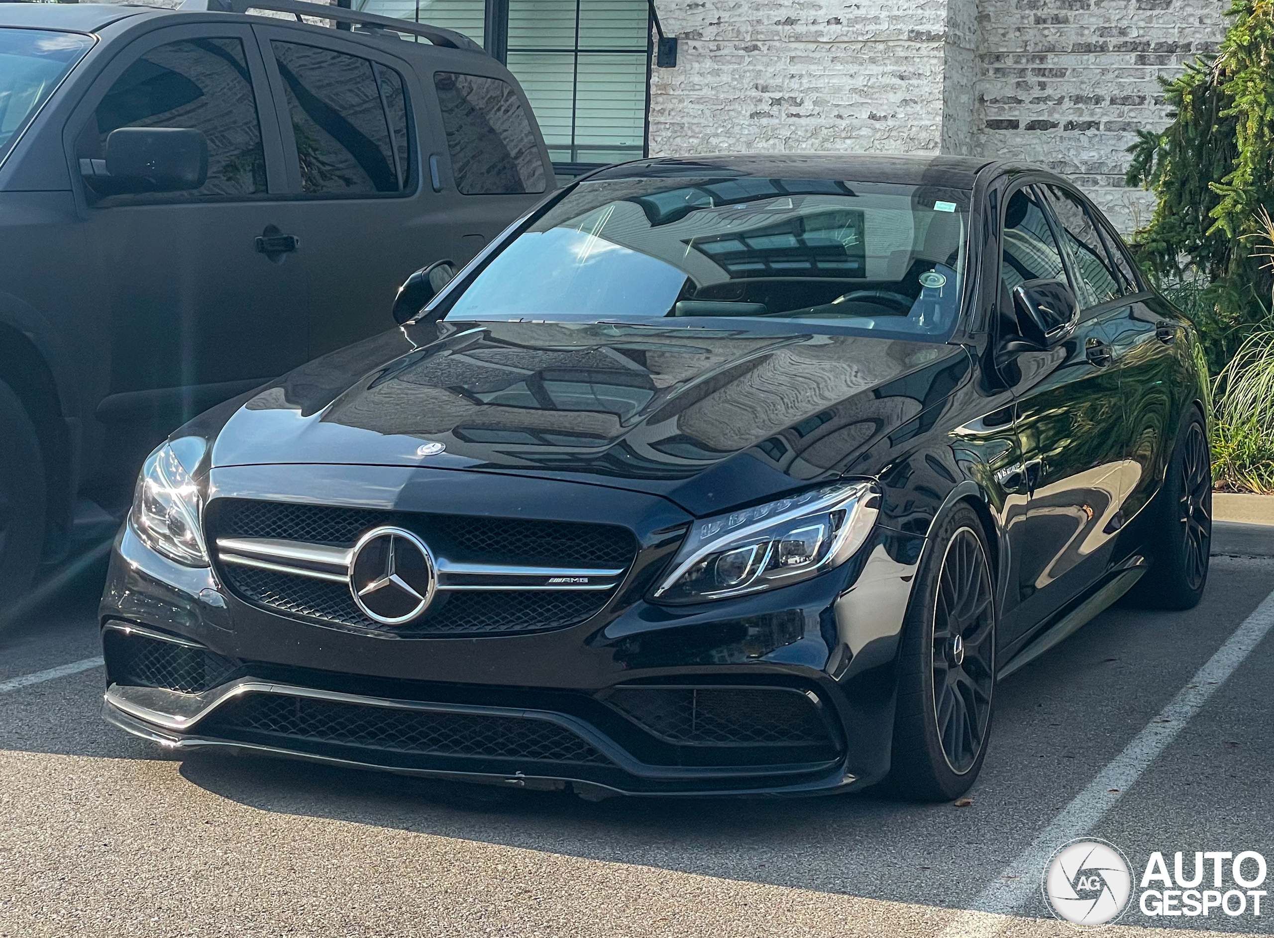 Mercedes-AMG C 63 S W205