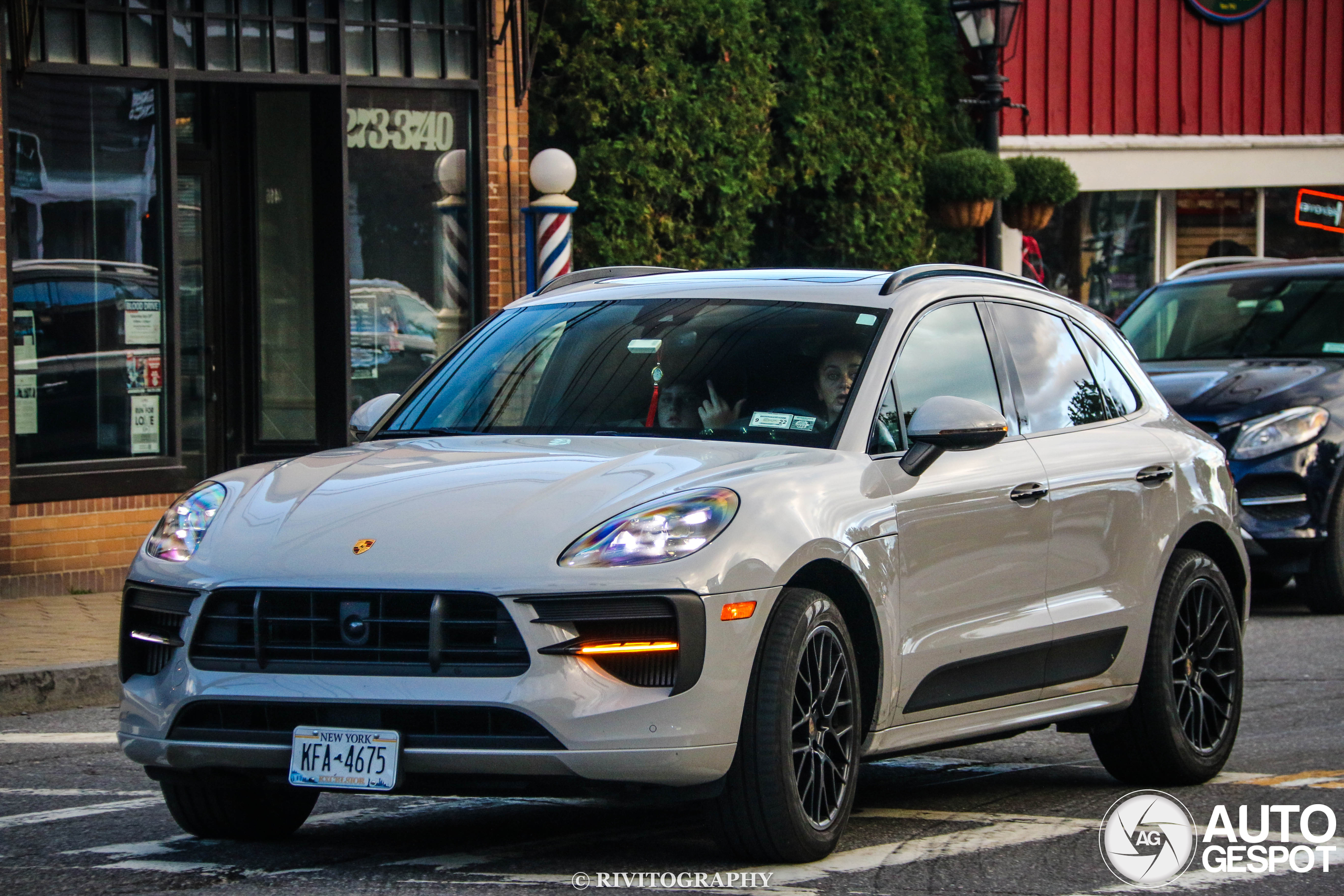 Porsche 95B Macan GTS MkII