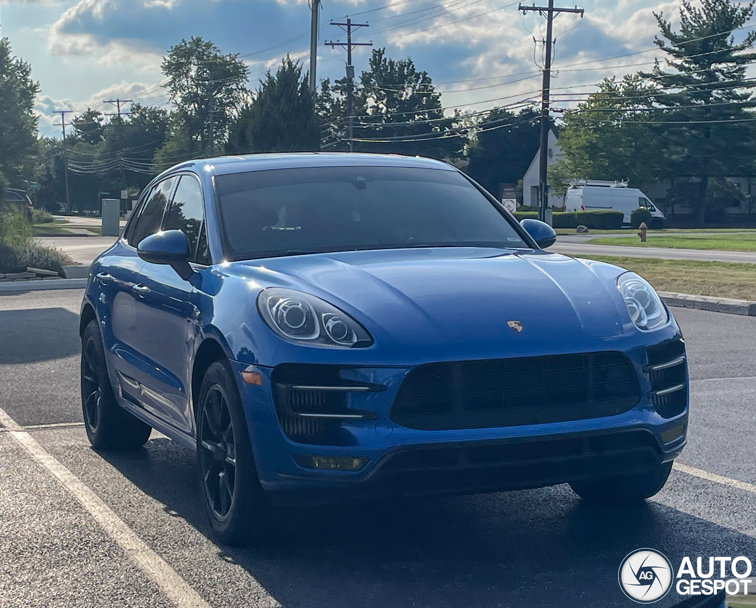 Porsche 95B Macan Turbo