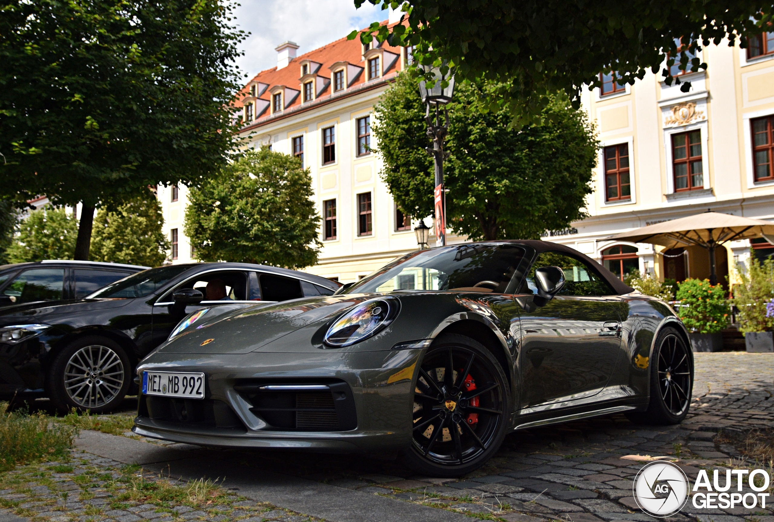 Porsche 992 Carrera 4S Cabriolet