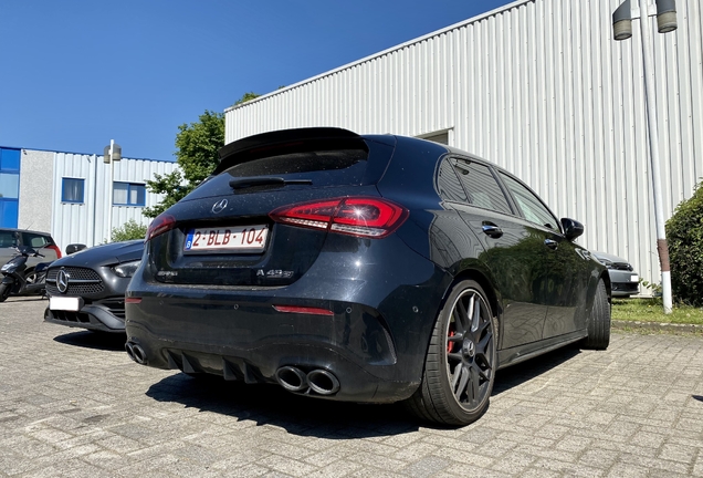 Mercedes-AMG A 45 S W177