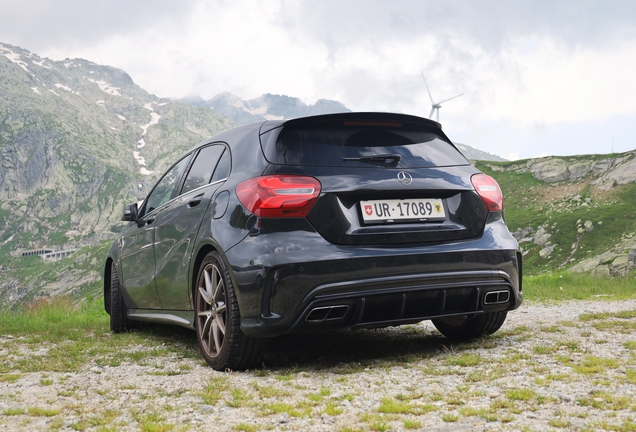 Mercedes-AMG A 45 W176 2015