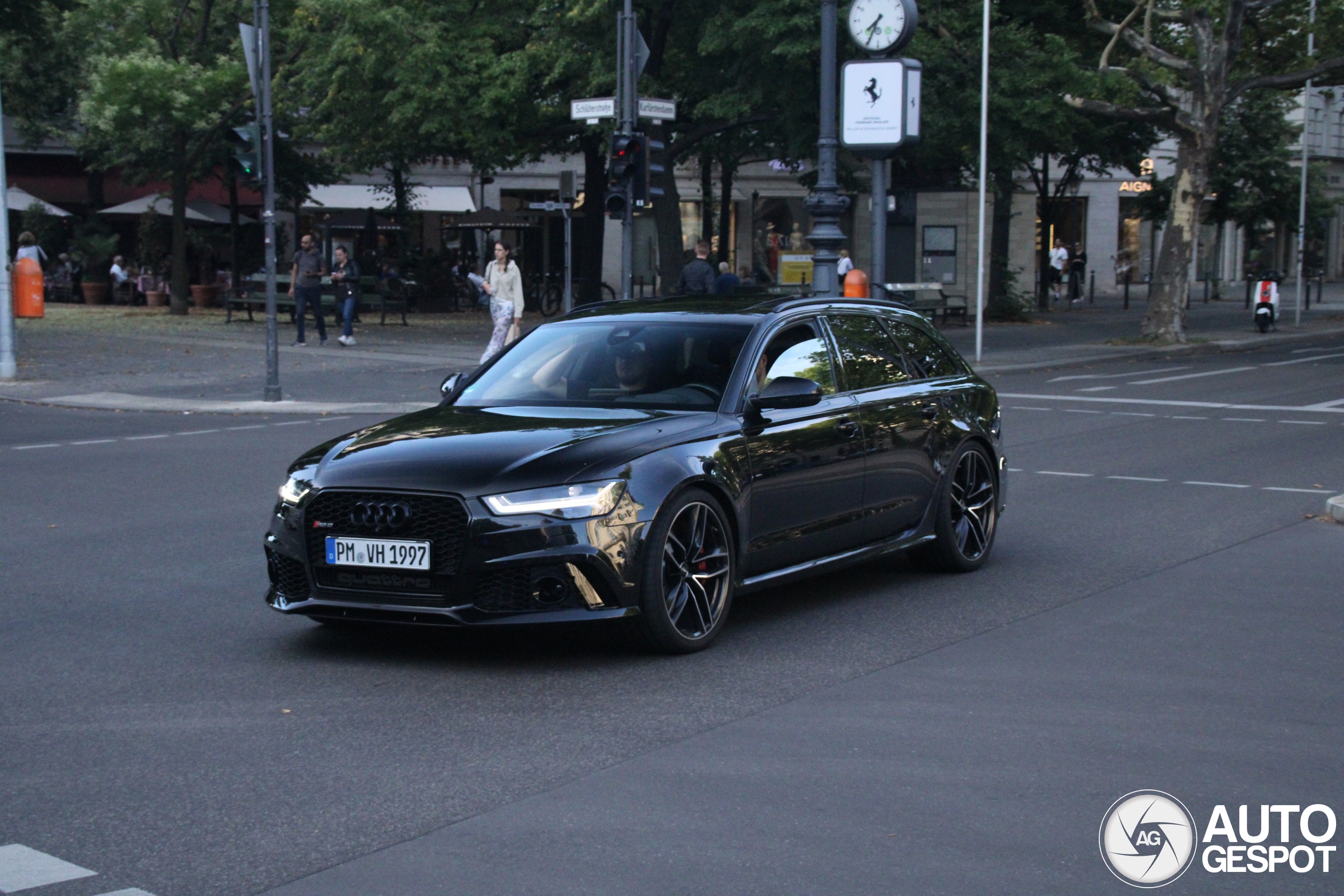 Audi RS6 Avant C7 2015