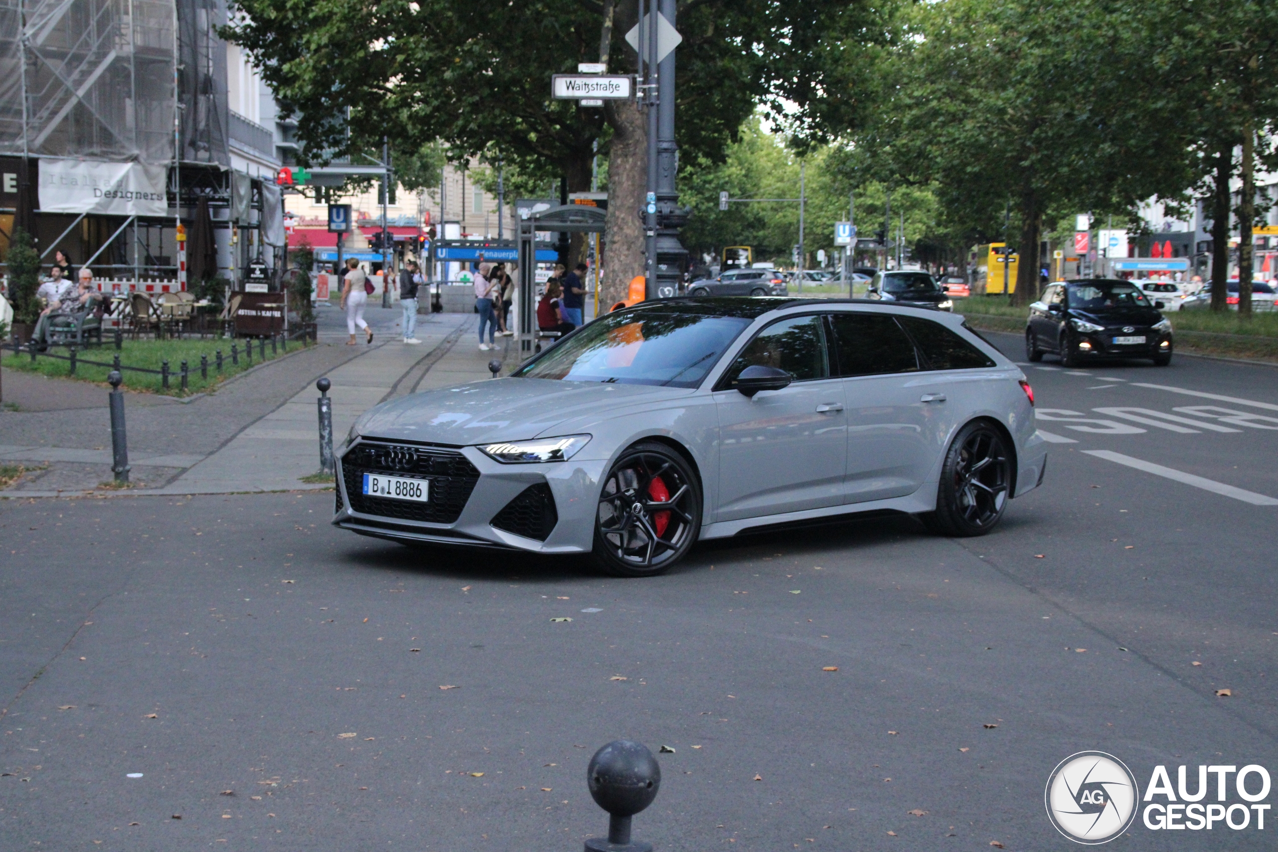 Audi RS6 Avant C8