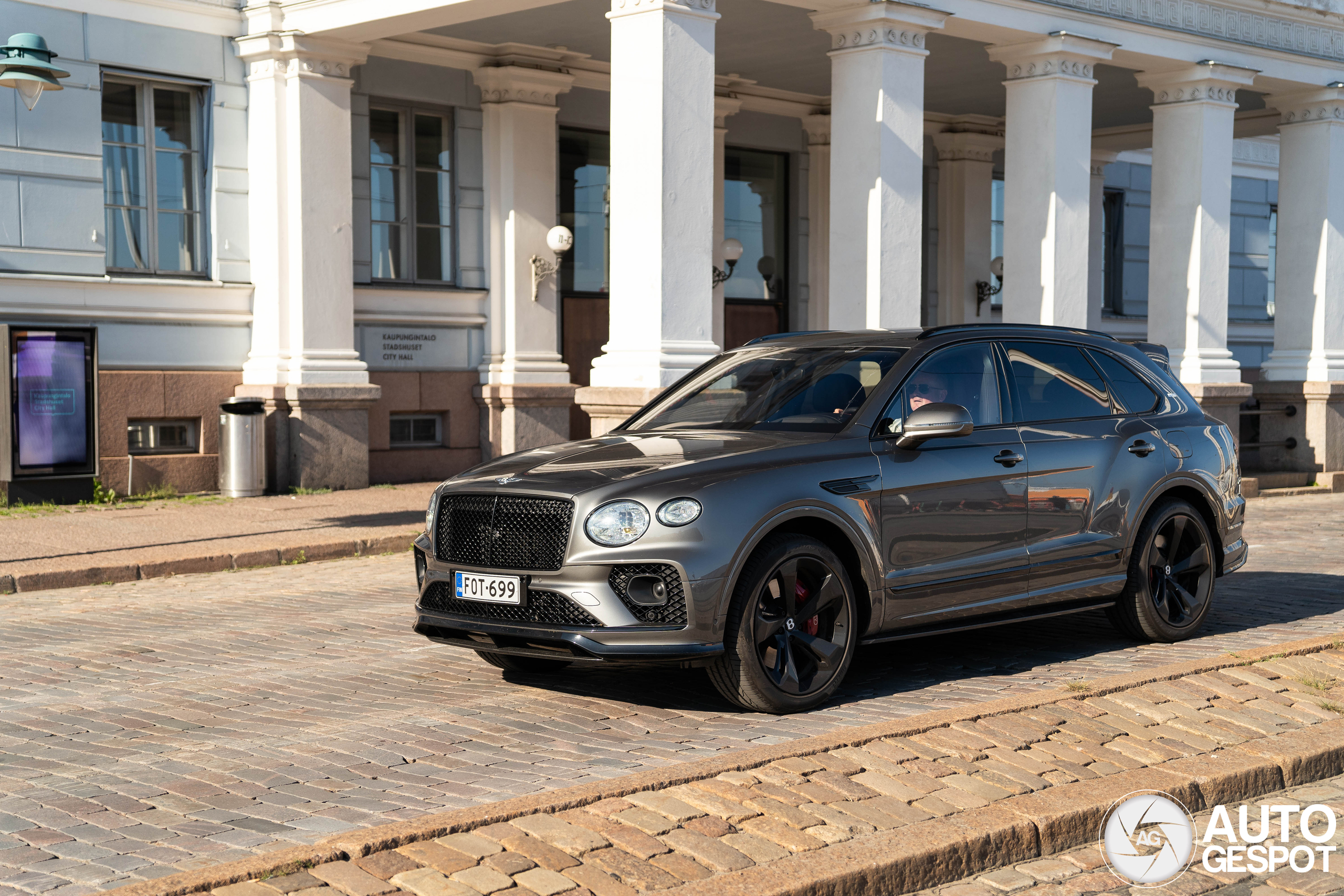 Bentley Bentayga Hybrid 2021 First Edition